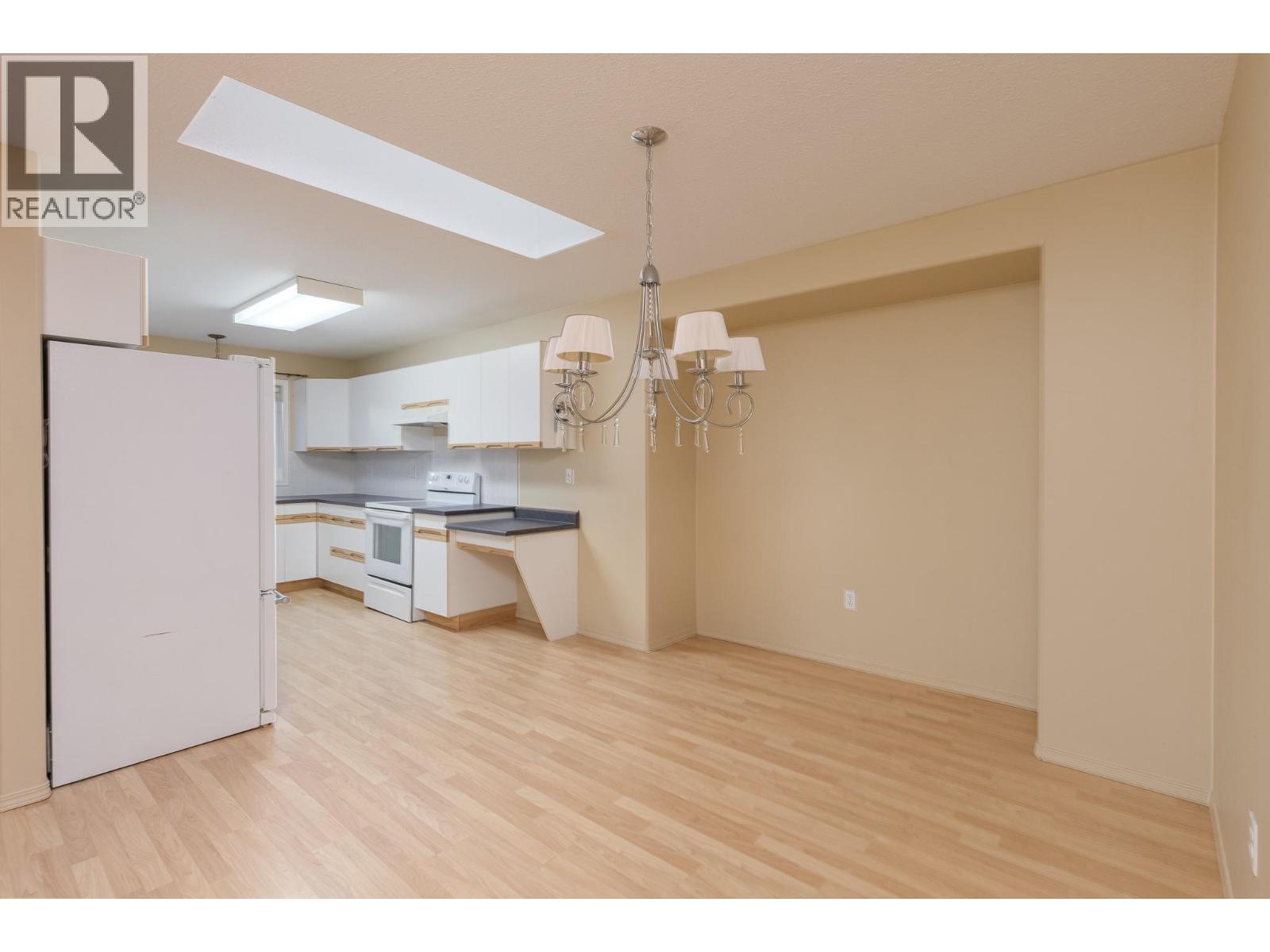 111 Harbourfront Drive NW Unit# 14, Salmon Arm