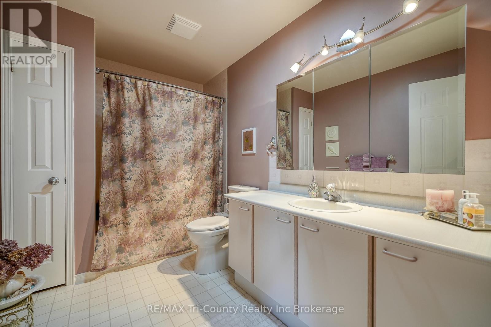 2-bedroom home for sale at 18 WILKINS CRESCENT, Tillsonburg ON · photo 34 of 50