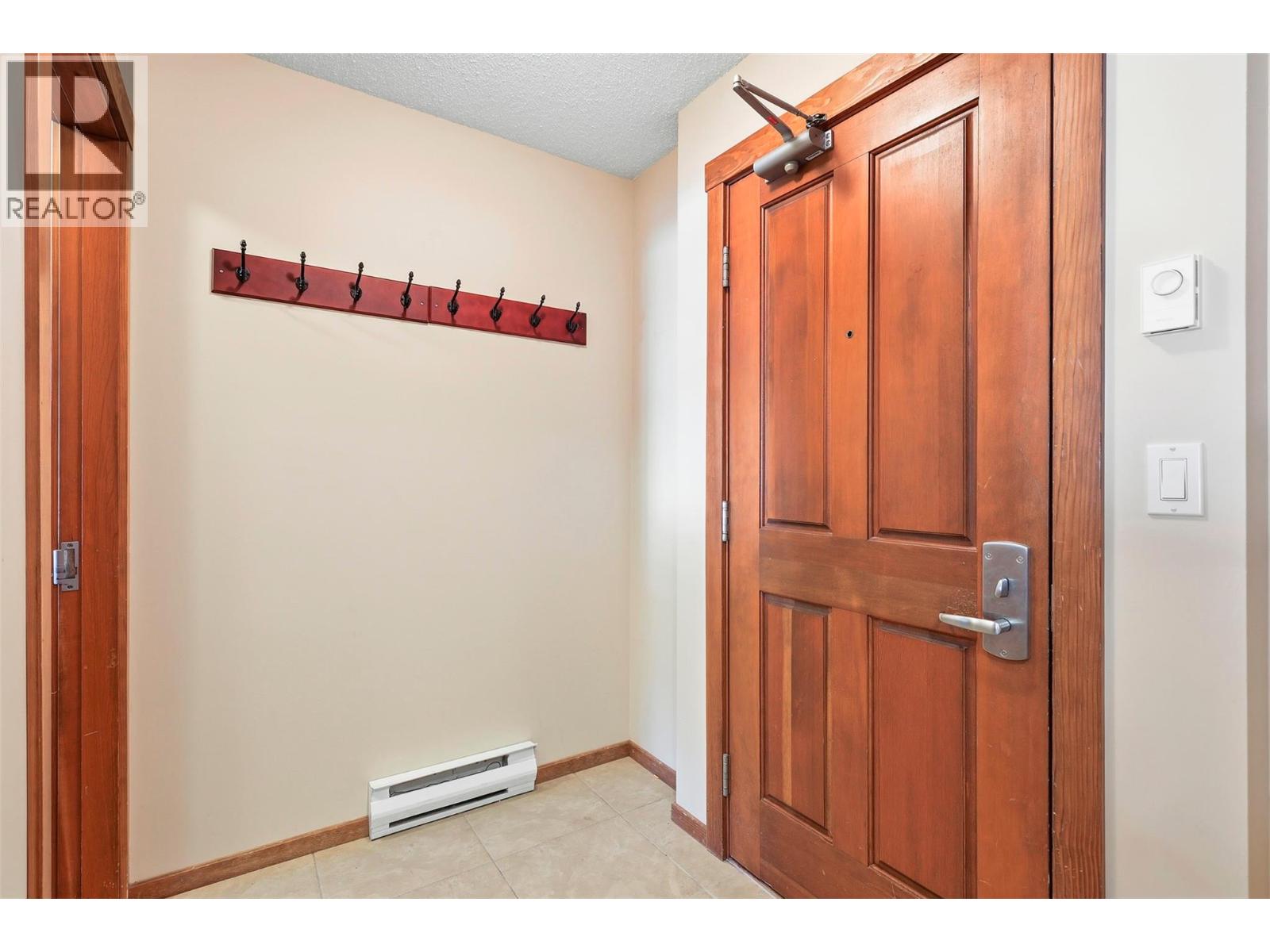 3190 CREEKSIDE Way Unit# 309, Kamloops