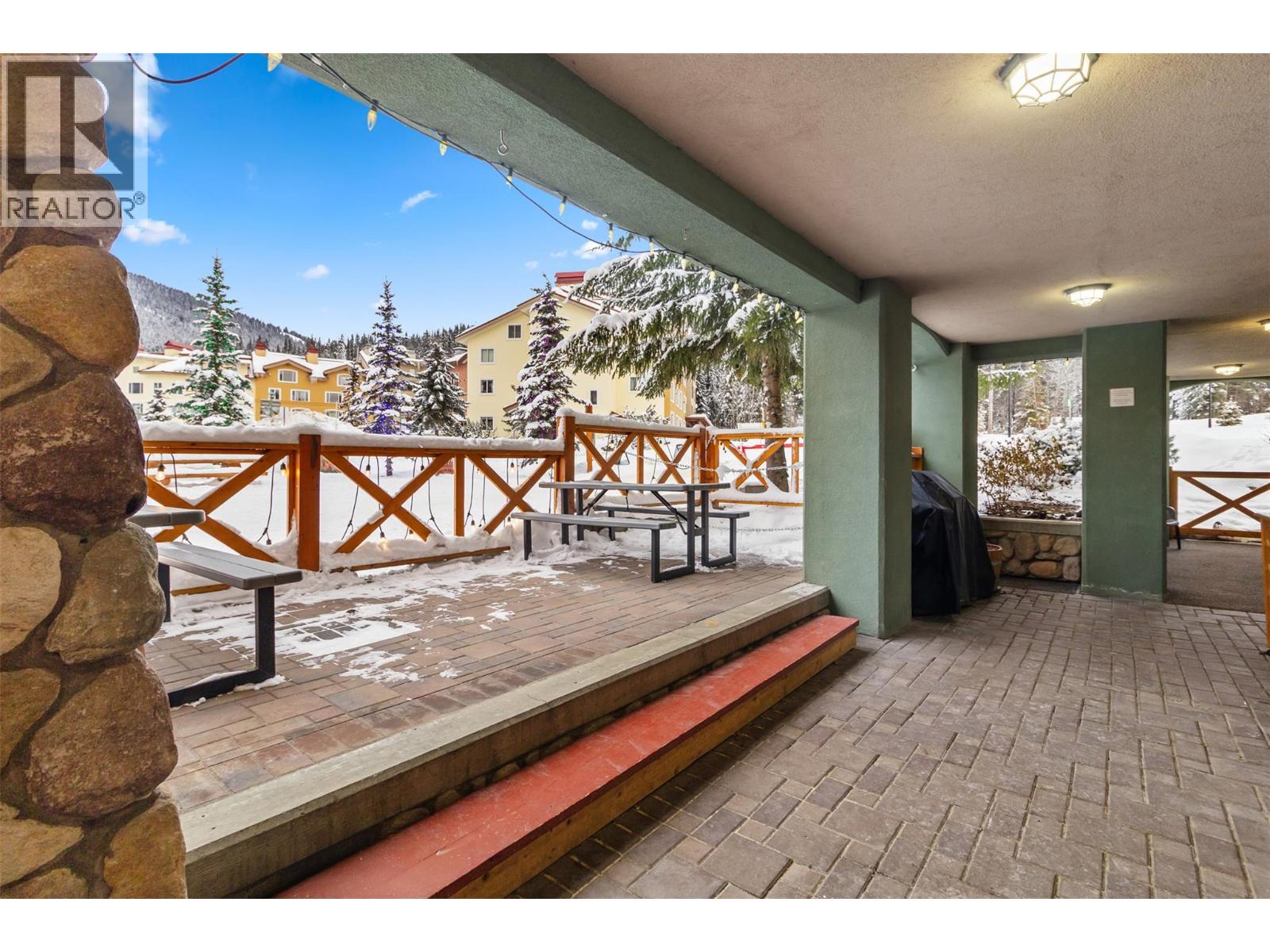 3190 CREEKSIDE Way Unit# 309, Kamloops