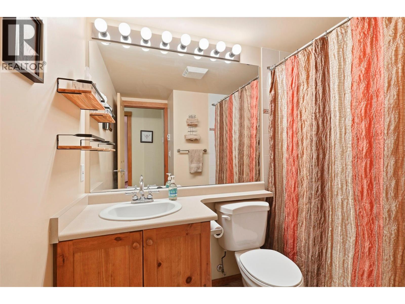 3190 CREEKSIDE Way Unit# 309, Kamloops