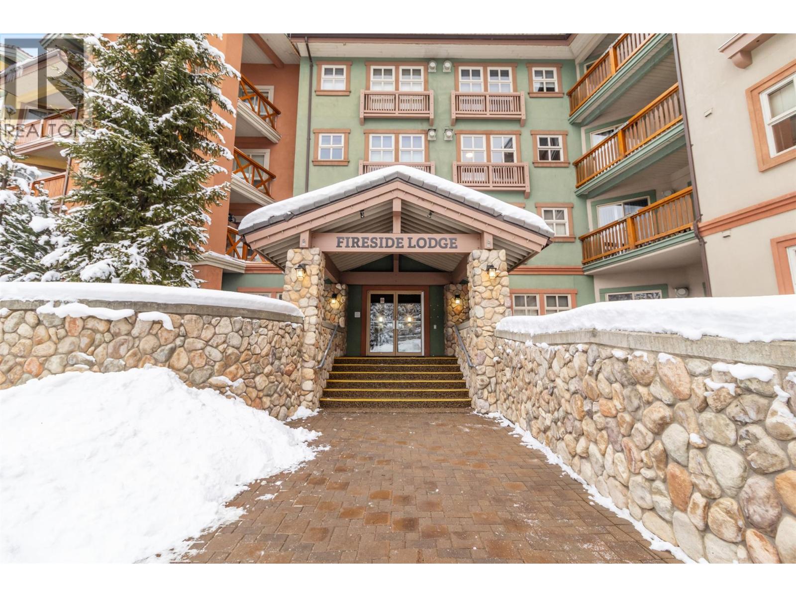 3190 CREEKSIDE Way Unit# 309, Kamloops