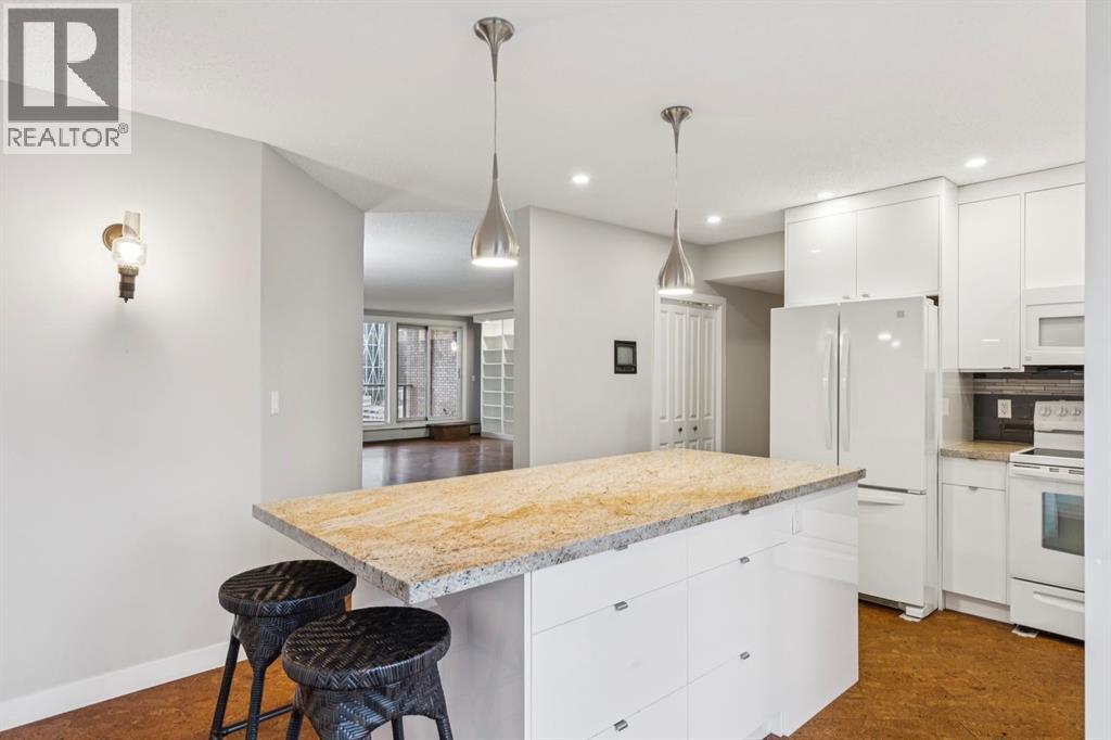 Single Family House for Sale in D   Street NE Crescent Heights Calgary 