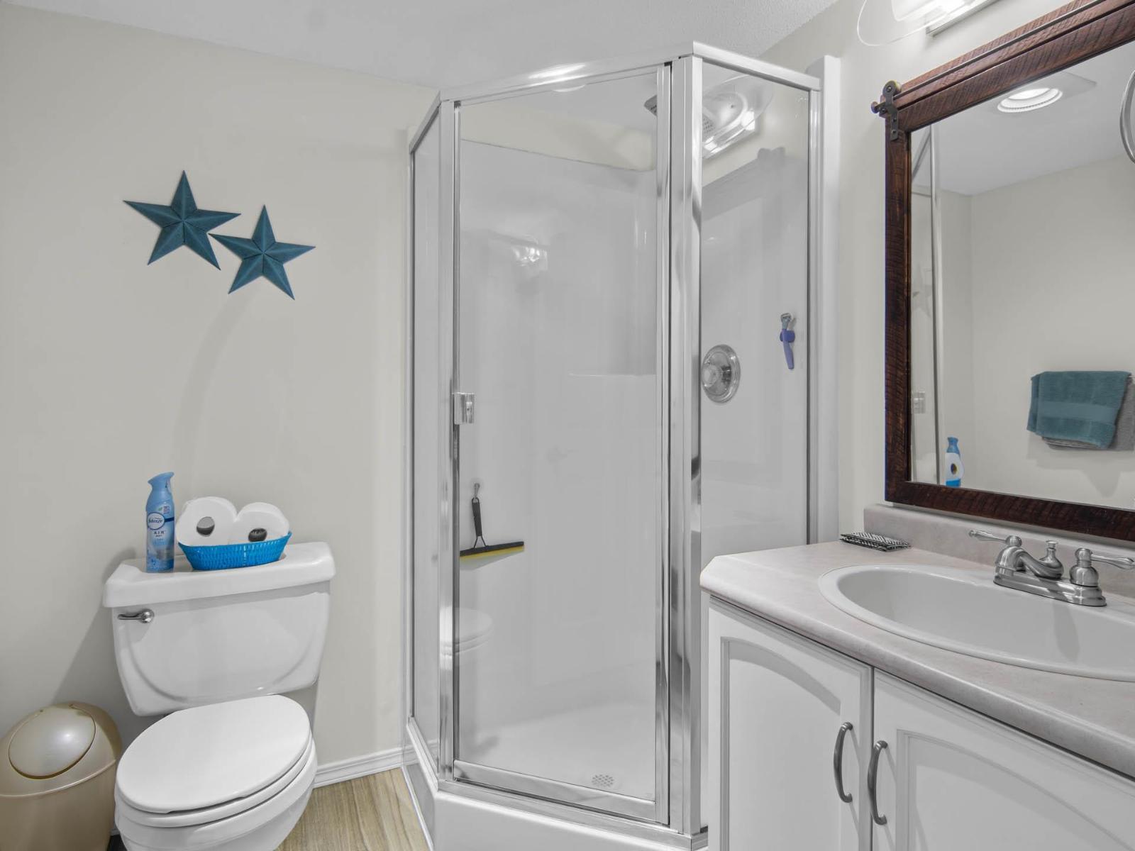 106 170 CEDAR AVENUE, Harrison Hot Springs, Harrison Hot Springs