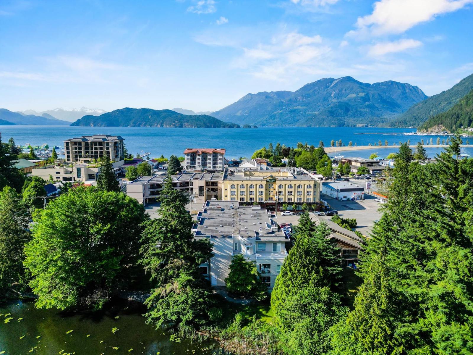 106 170 CEDAR AVENUE, Harrison Hot Springs, Harrison Hot Springs