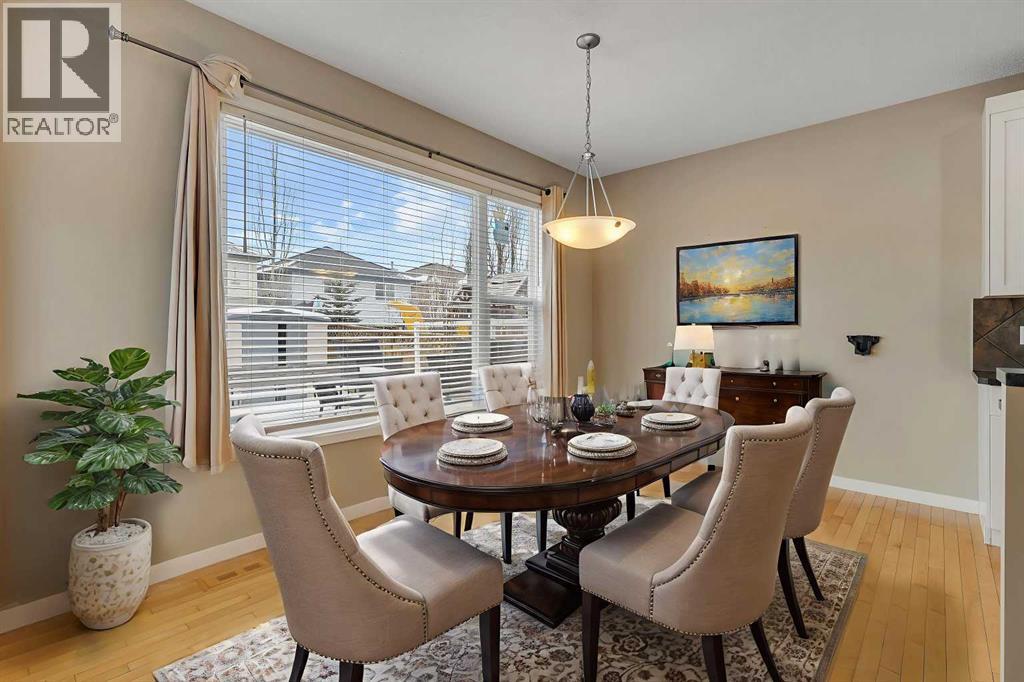 Single Family House for Sale in  Valley Stream Circle NW Valley Ridge Calgary 