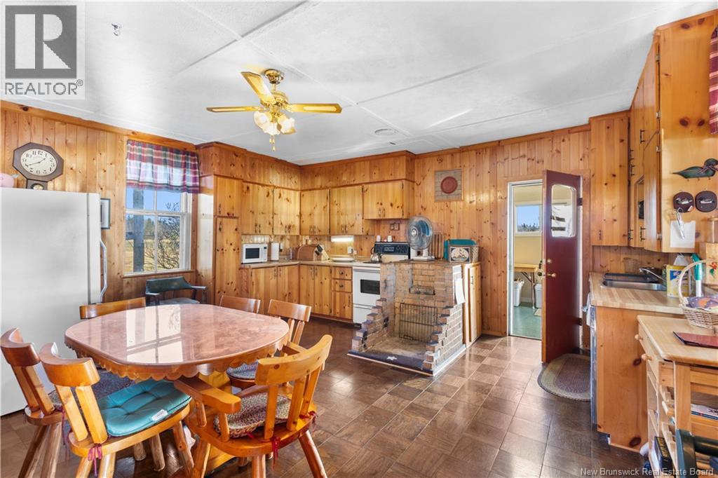 180 MURDOCK ROAD - 15