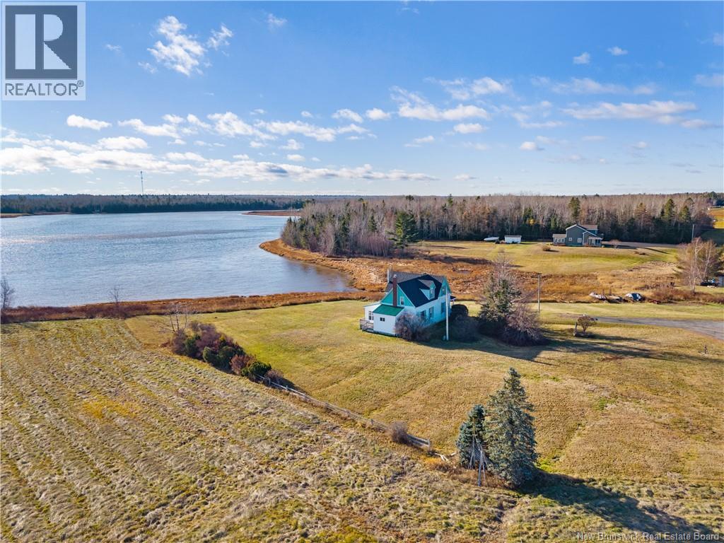180 MURDOCK ROAD - 2