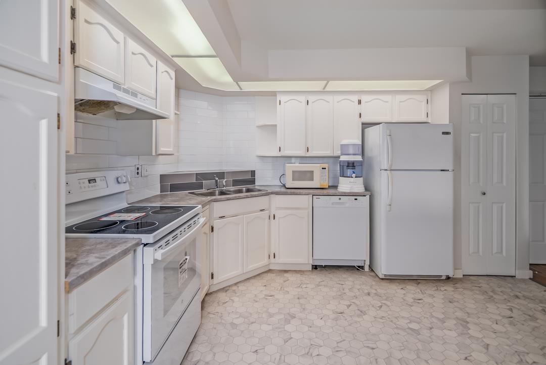 215 31930 OLD YALE Road - photo 2