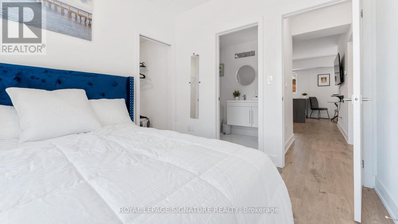 6065 McLeod Unit 305 photo 3