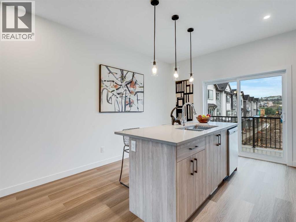 Single Family House for Sale in  st Street SW Springbank Hill Calgary 