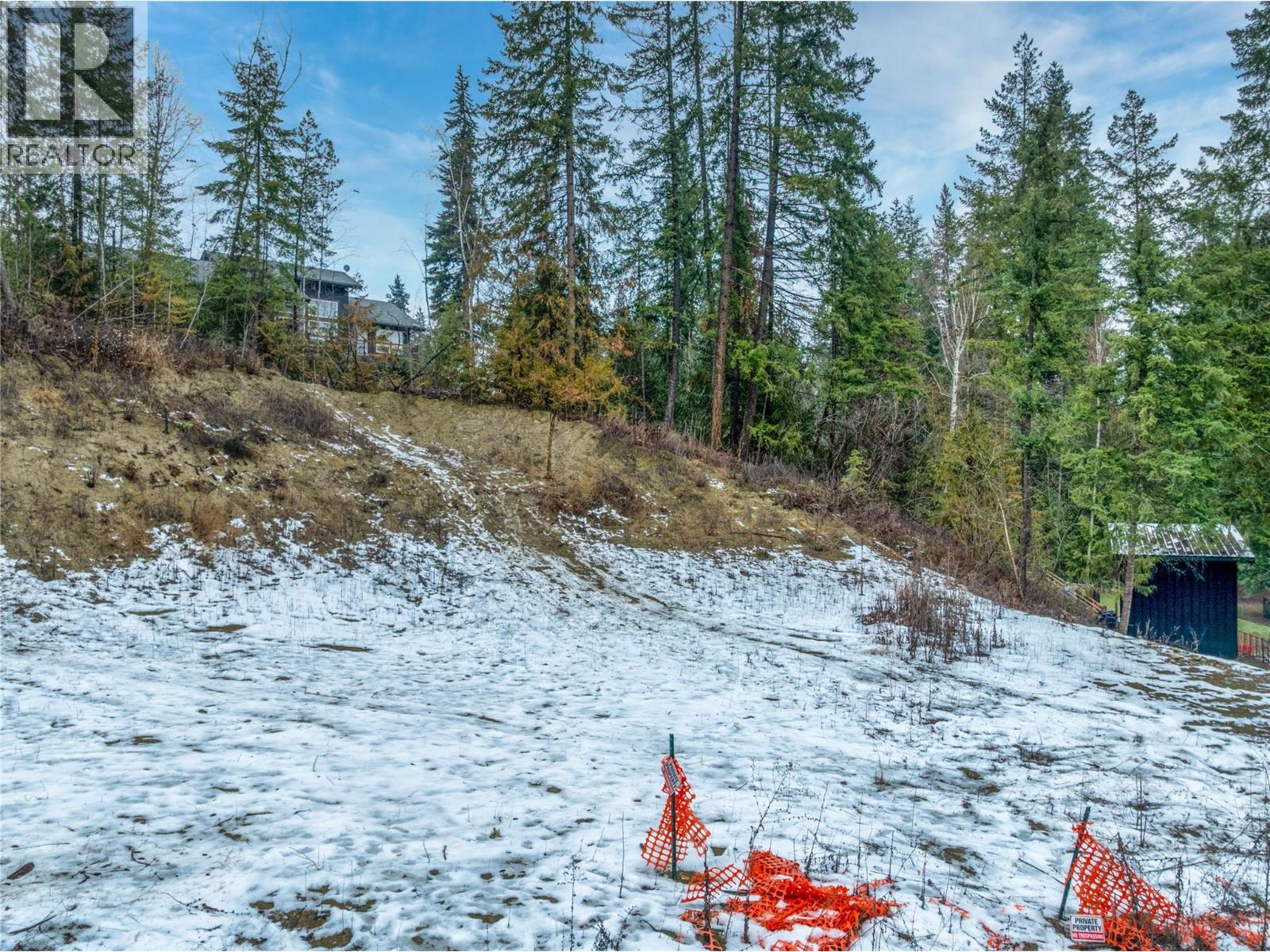  2443 Centennial Drive, Blind Bay