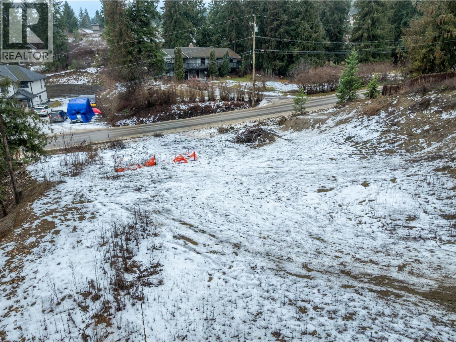  2443 Centennial Drive, Blind Bay