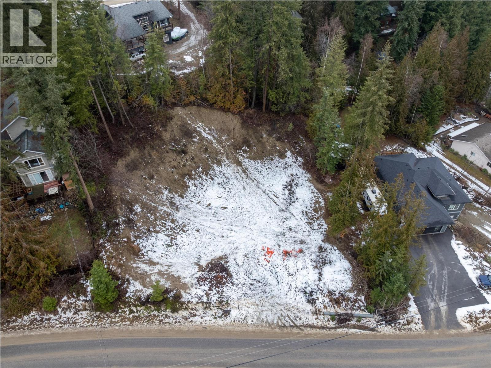  2443 Centennial Drive, Blind Bay