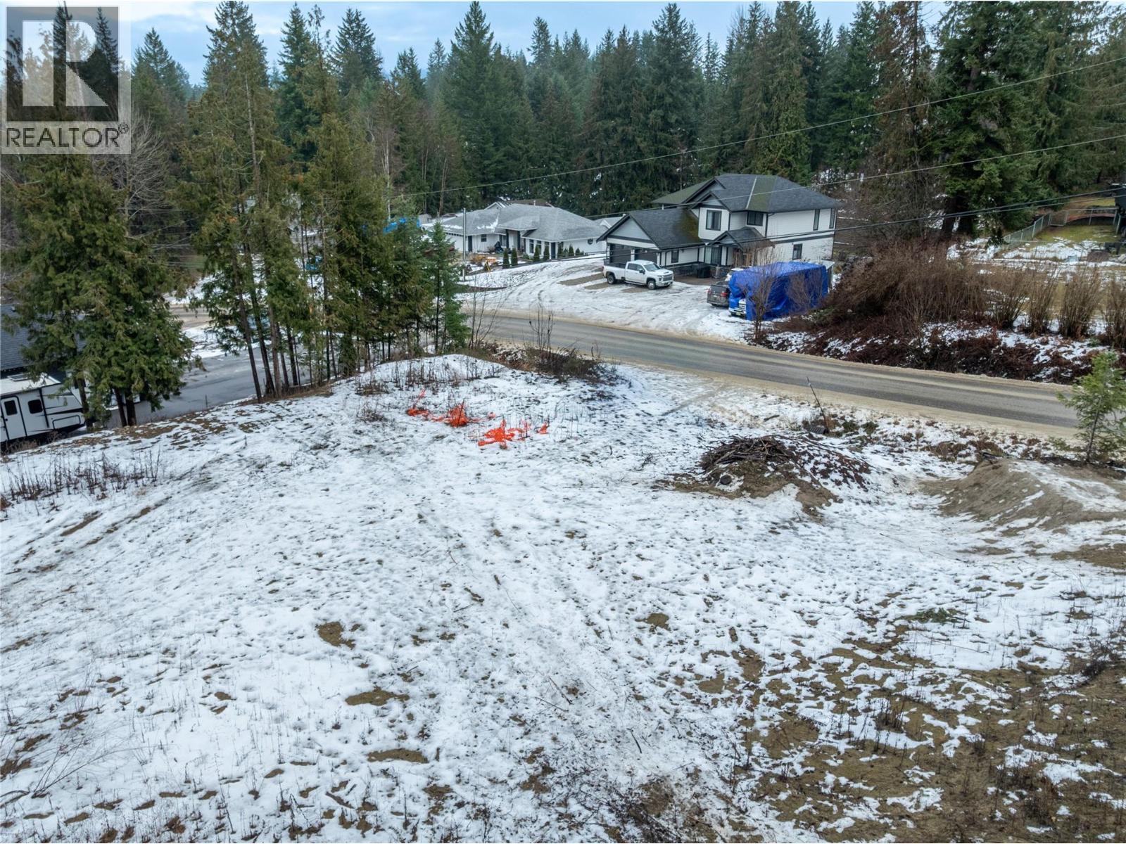  2443 Centennial Drive, Blind Bay