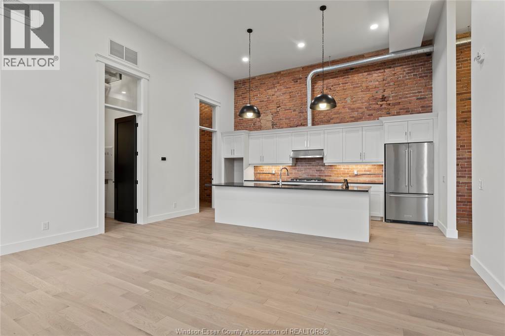 #201 247 BROCK STREET - 17