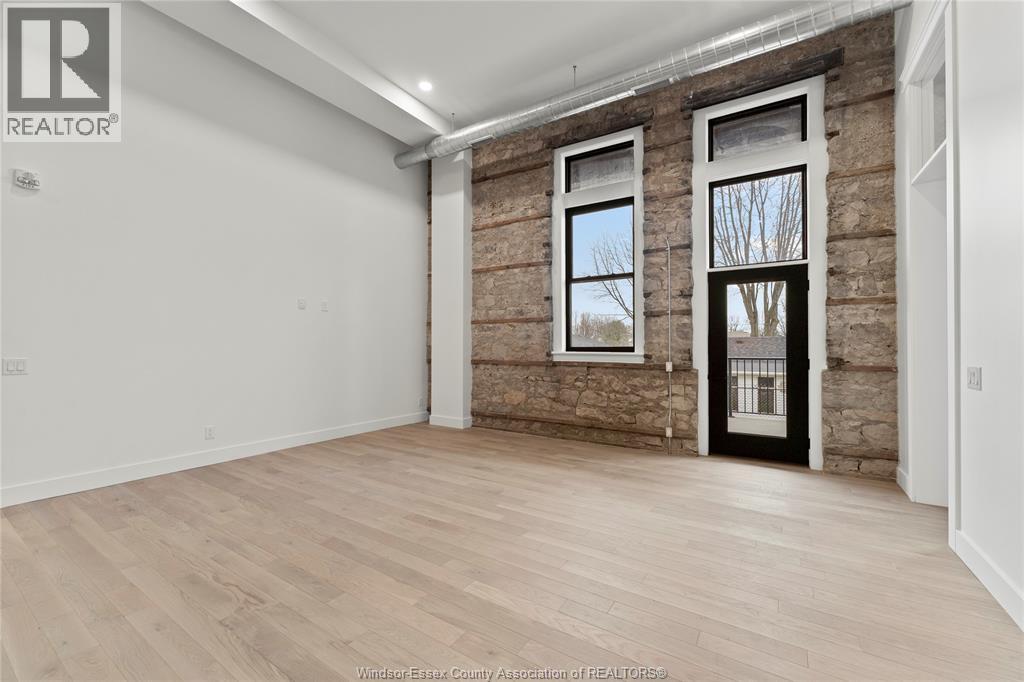 #201 247 BROCK STREET - 23