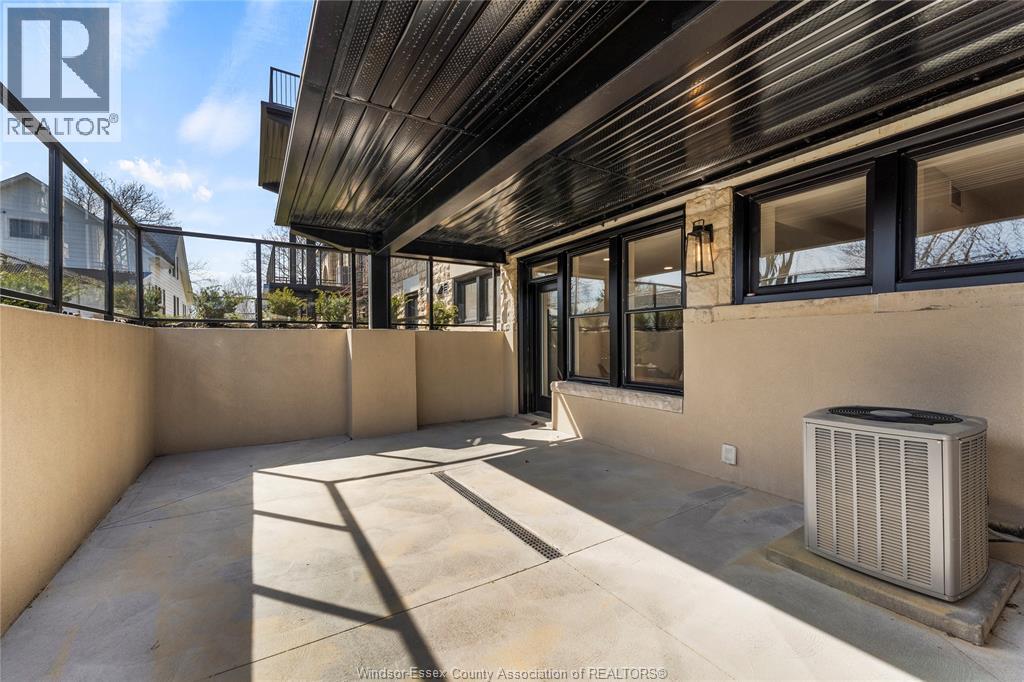 #103 247 BROCK STREET - 26