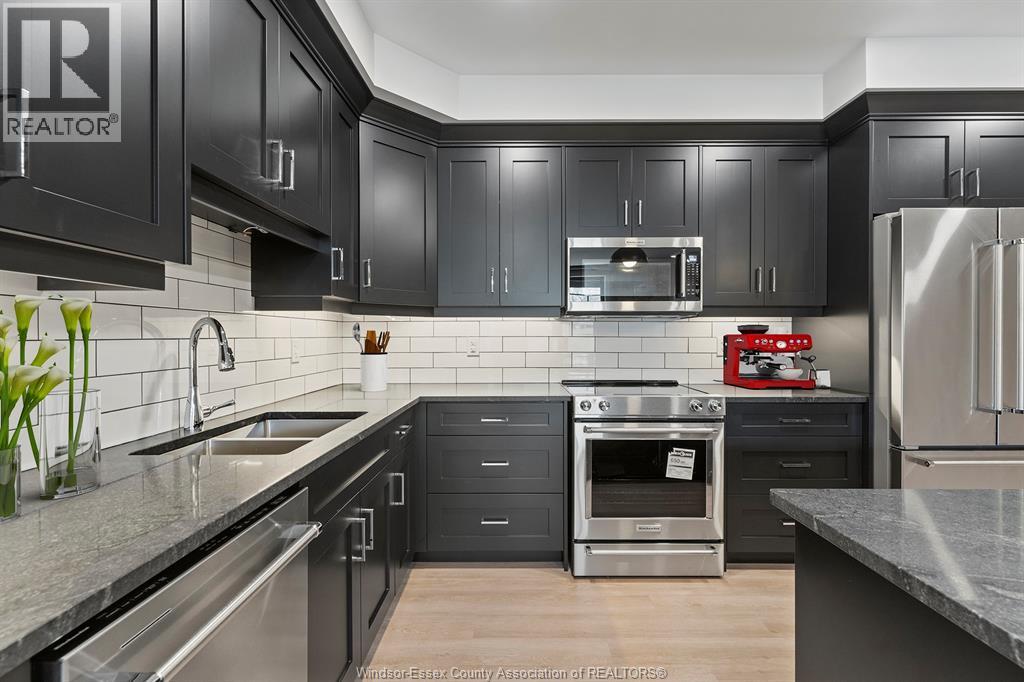 #101 247 BROCK STREET - 20