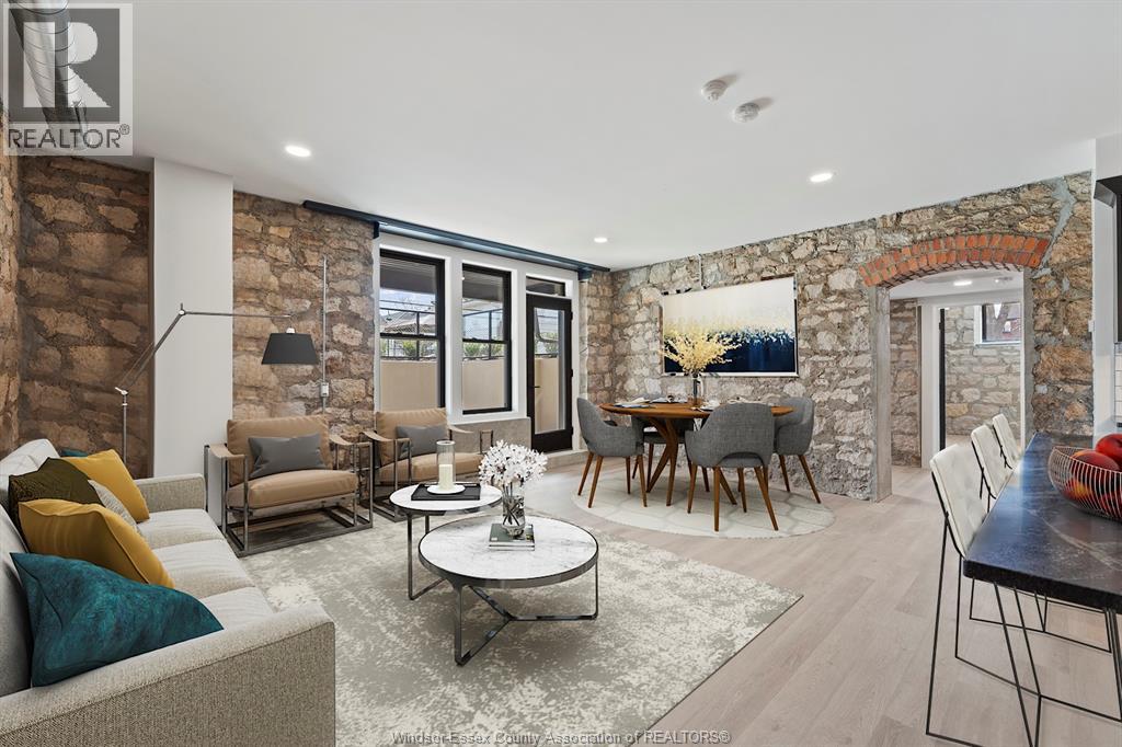 #101 247 BROCK STREET - 26