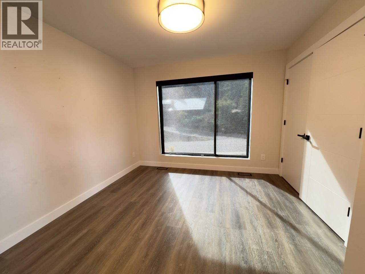 2570 Skeena Dr. Drive - 24