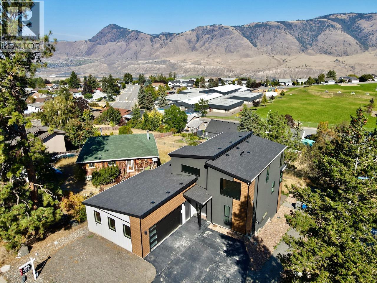 2570 Skeena Dr. Drive - 3