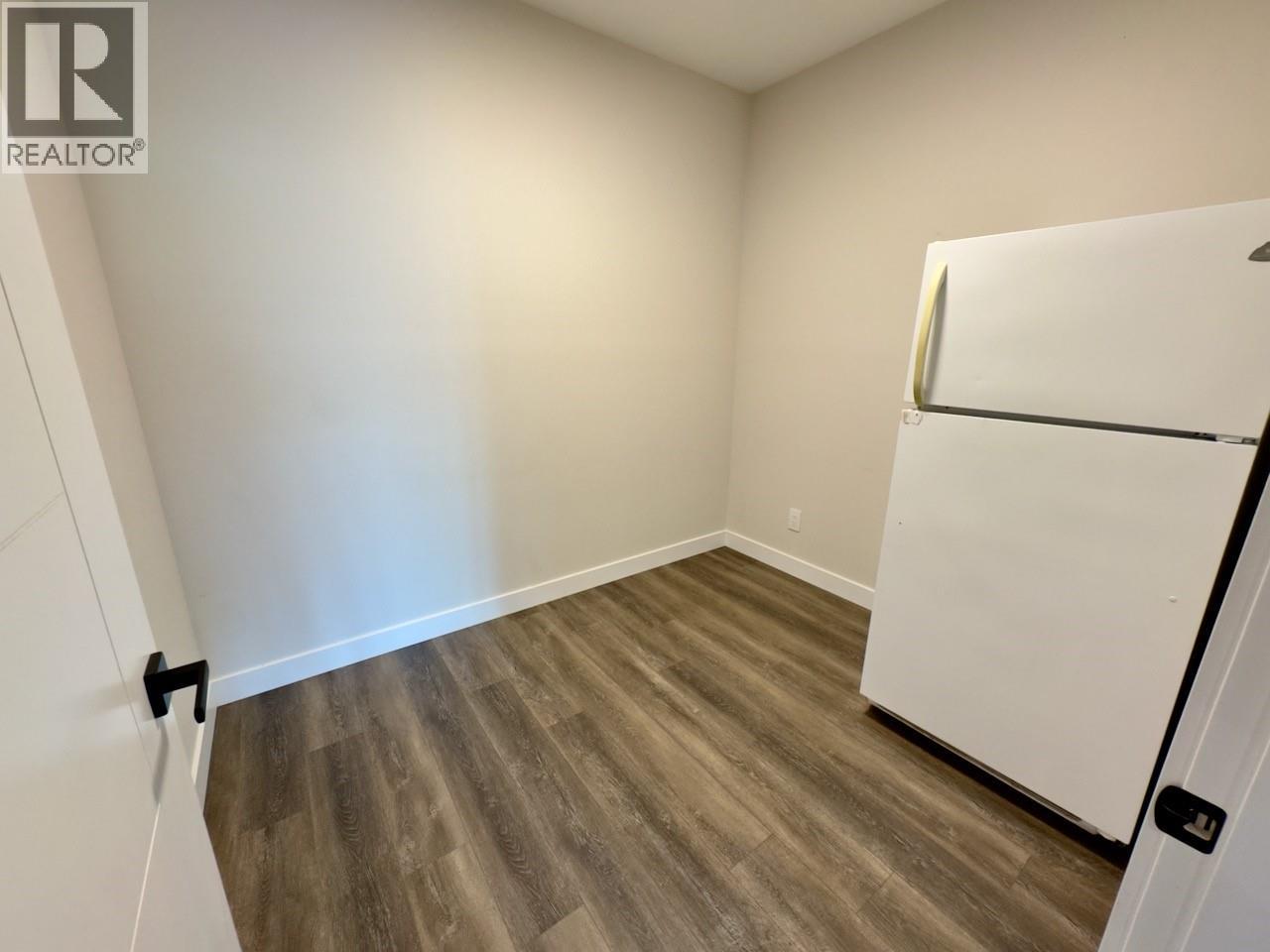 2570 Skeena Dr. Drive - 37