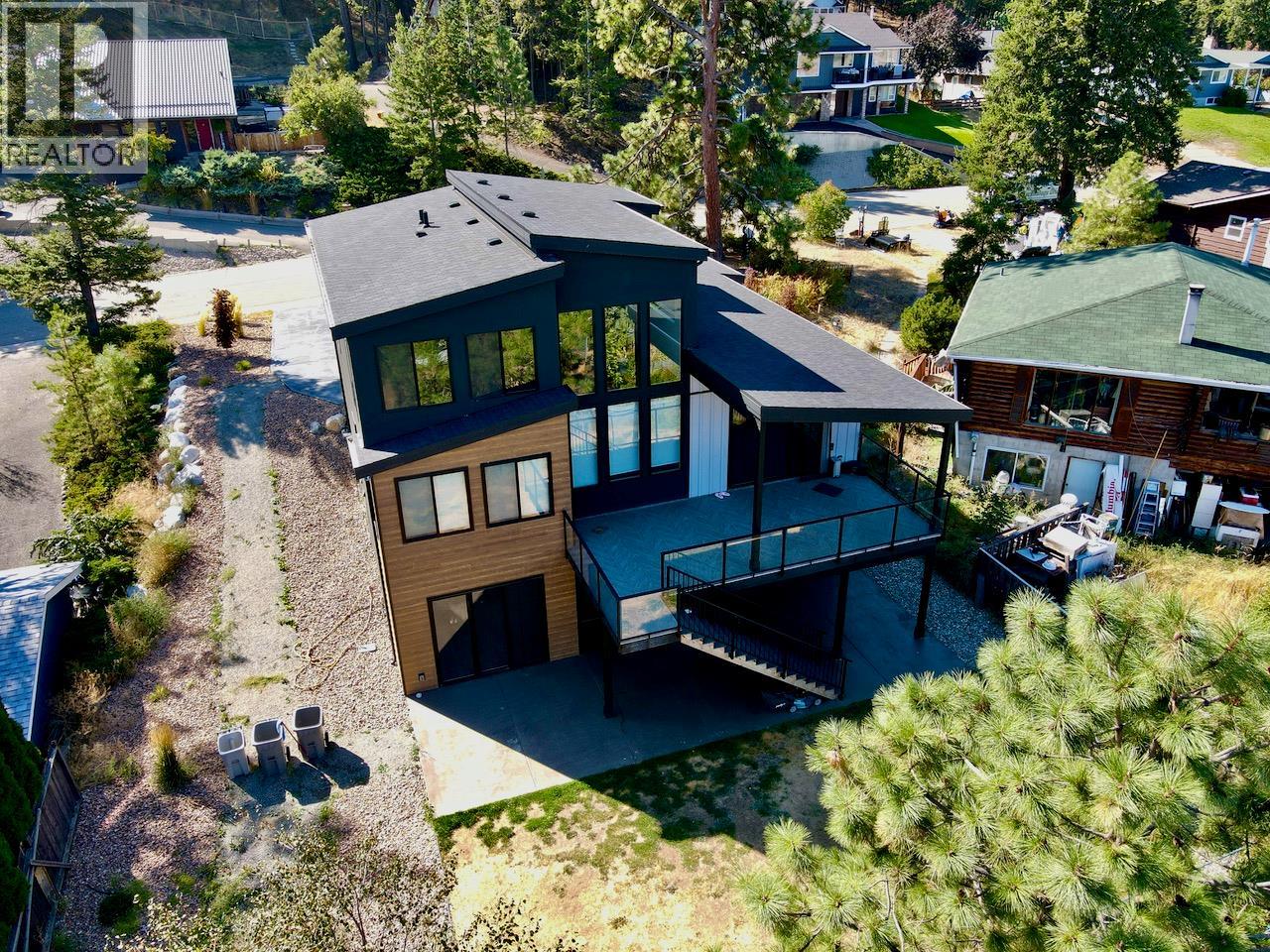 2570 SKEENA DR. DRIVE - 5