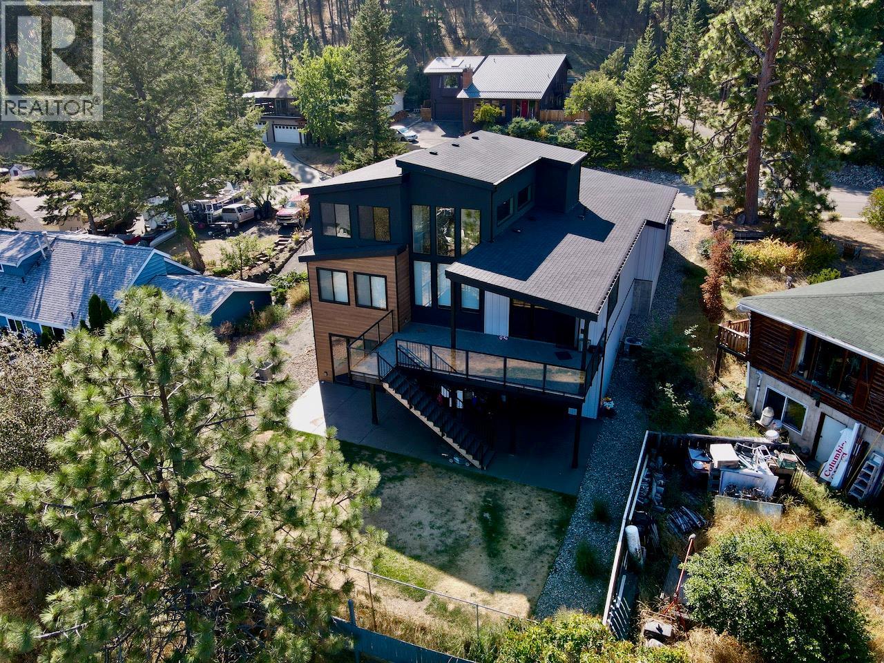 2570 SKEENA DR. DRIVE - 6