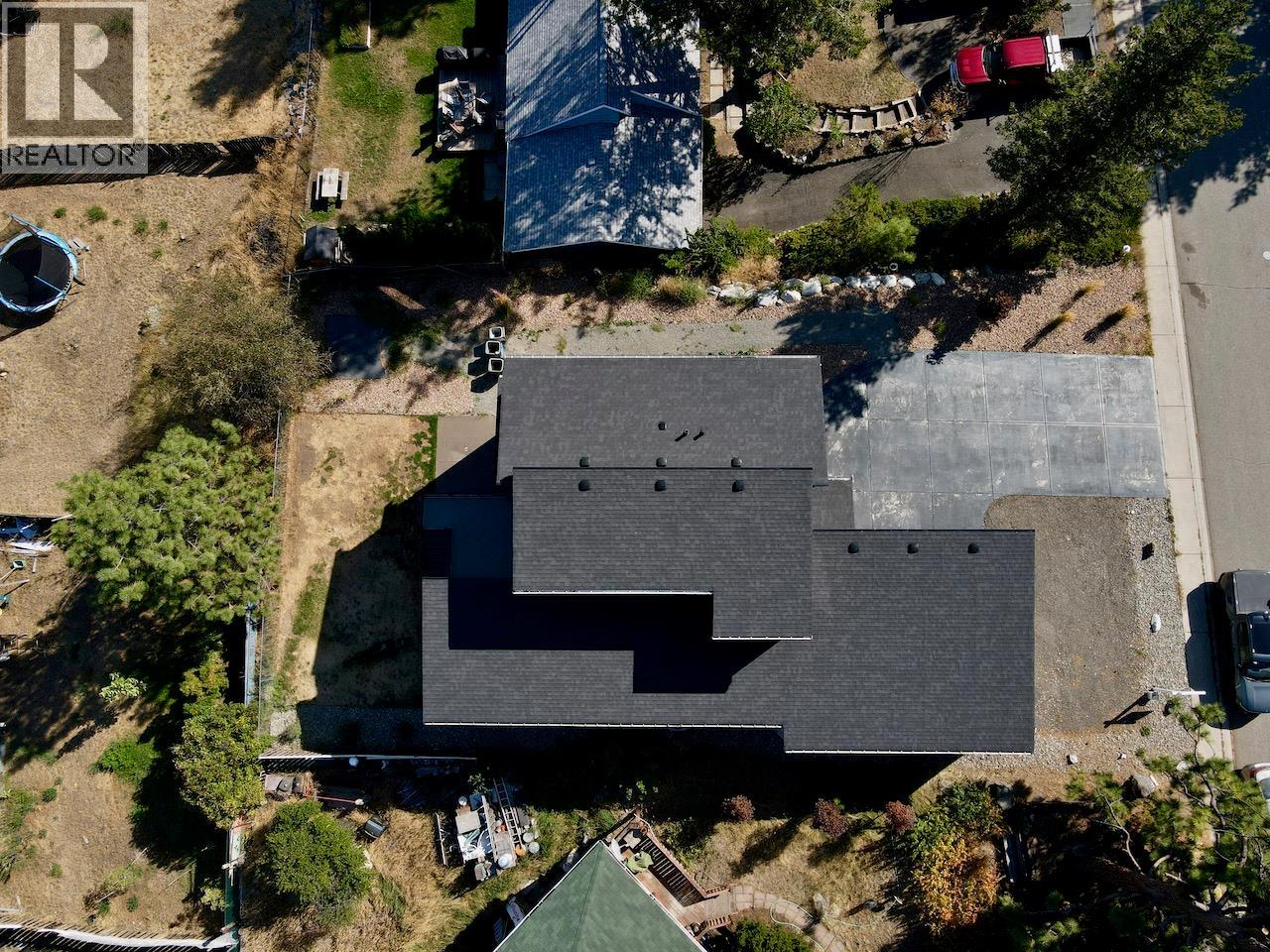 2570 SKEENA DR. DRIVE - 8