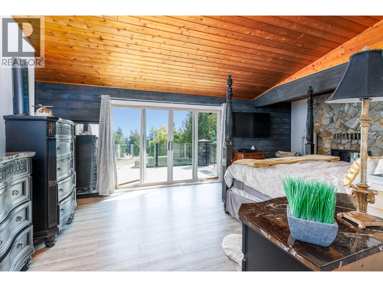 6171 50 Street NW, Salmon Arm