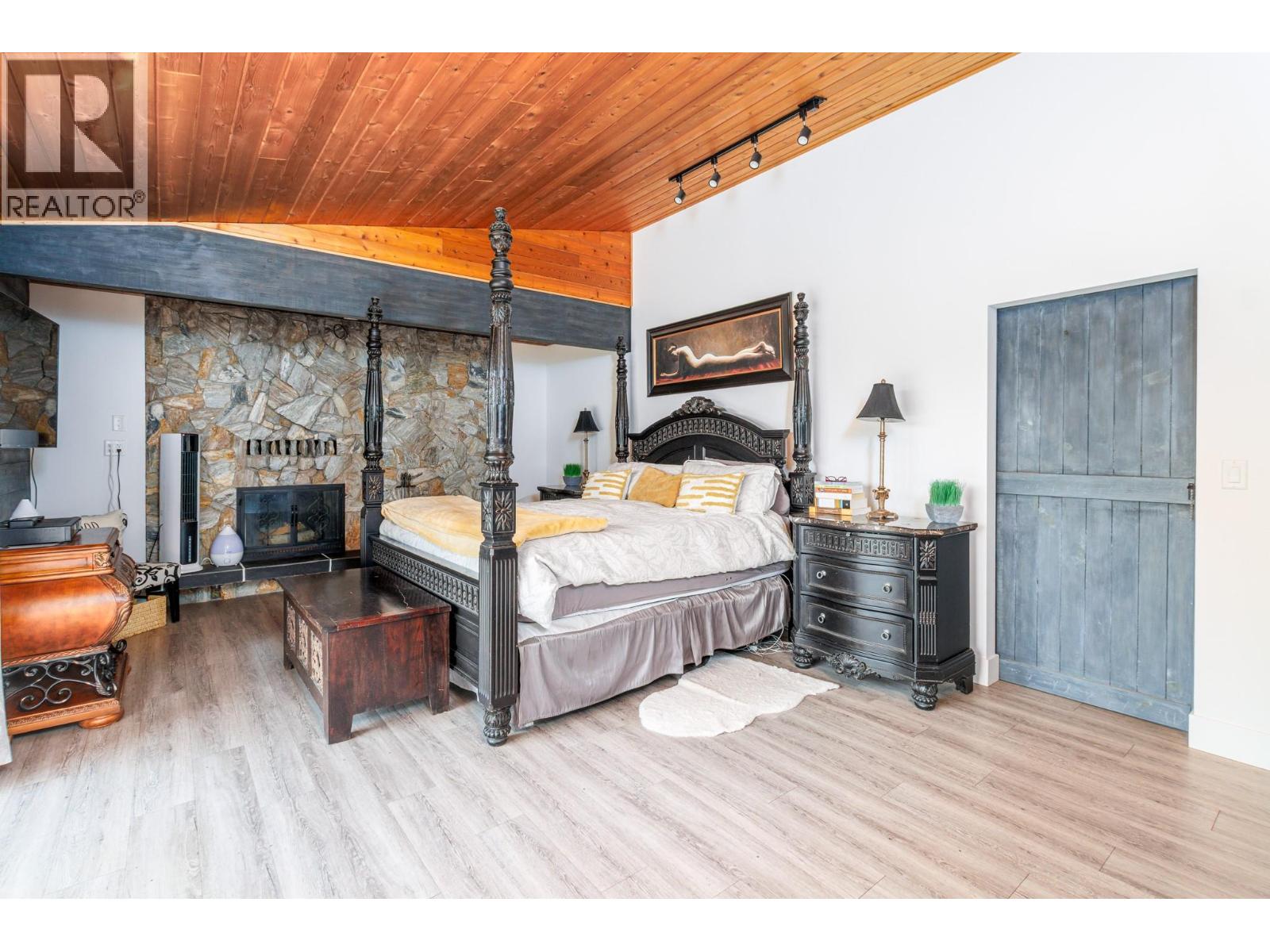 6171 50 Street NW, Salmon Arm