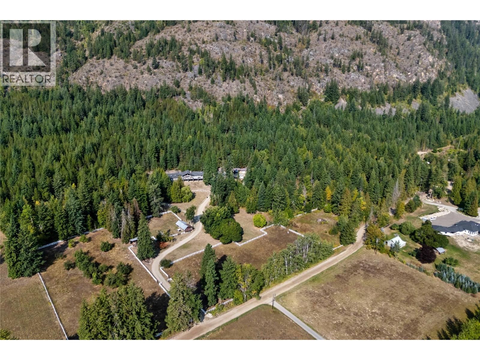 6171 50 Street NW, Salmon Arm