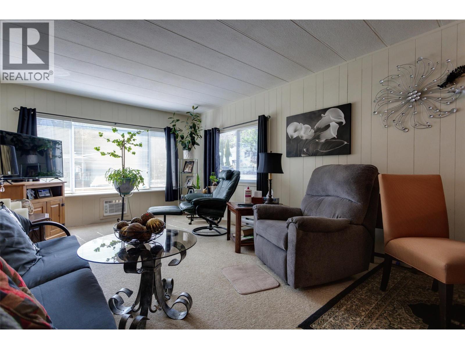 13 6711 97 Highway, Peachland