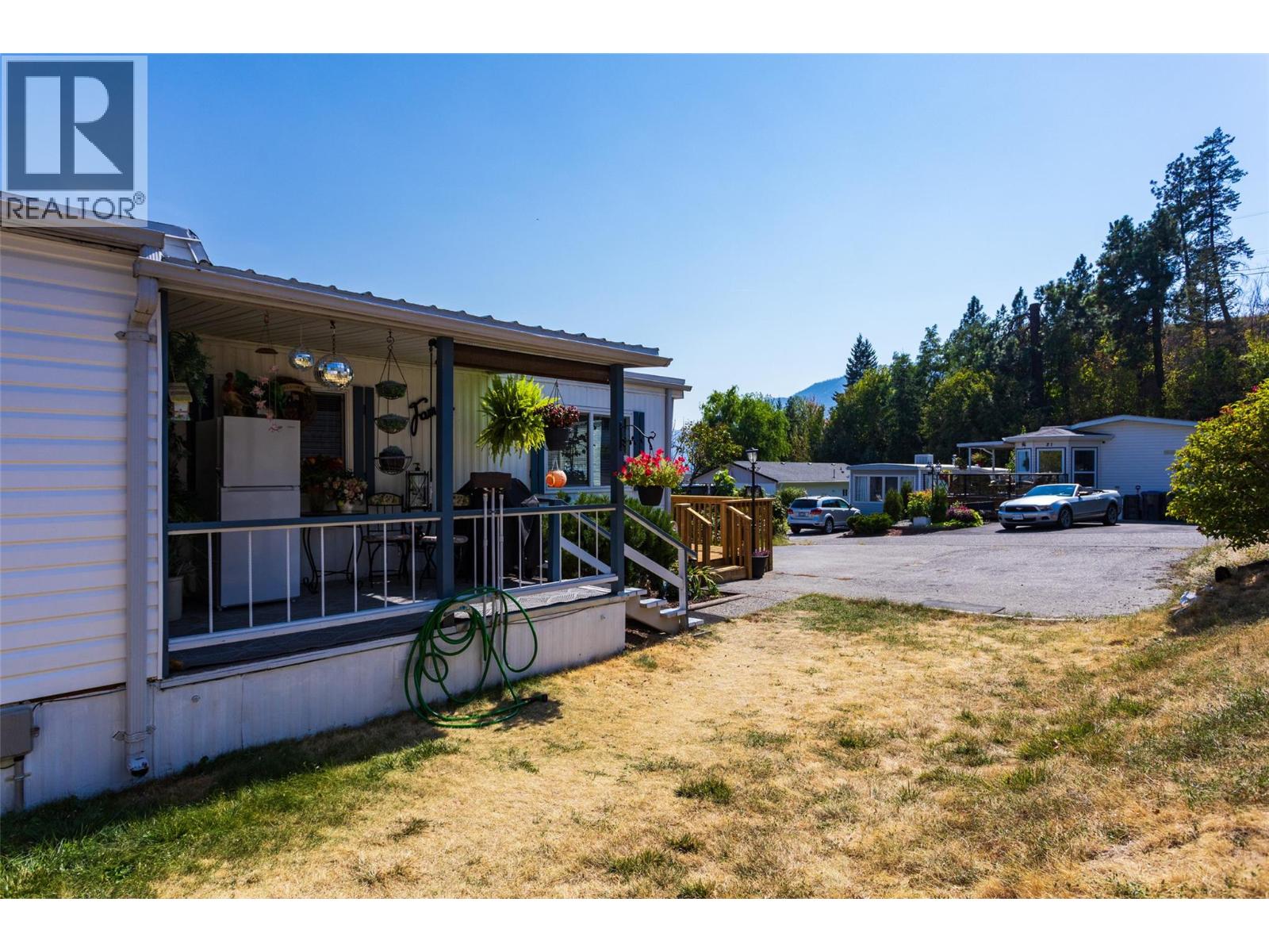 13 6711 97 Highway, Peachland