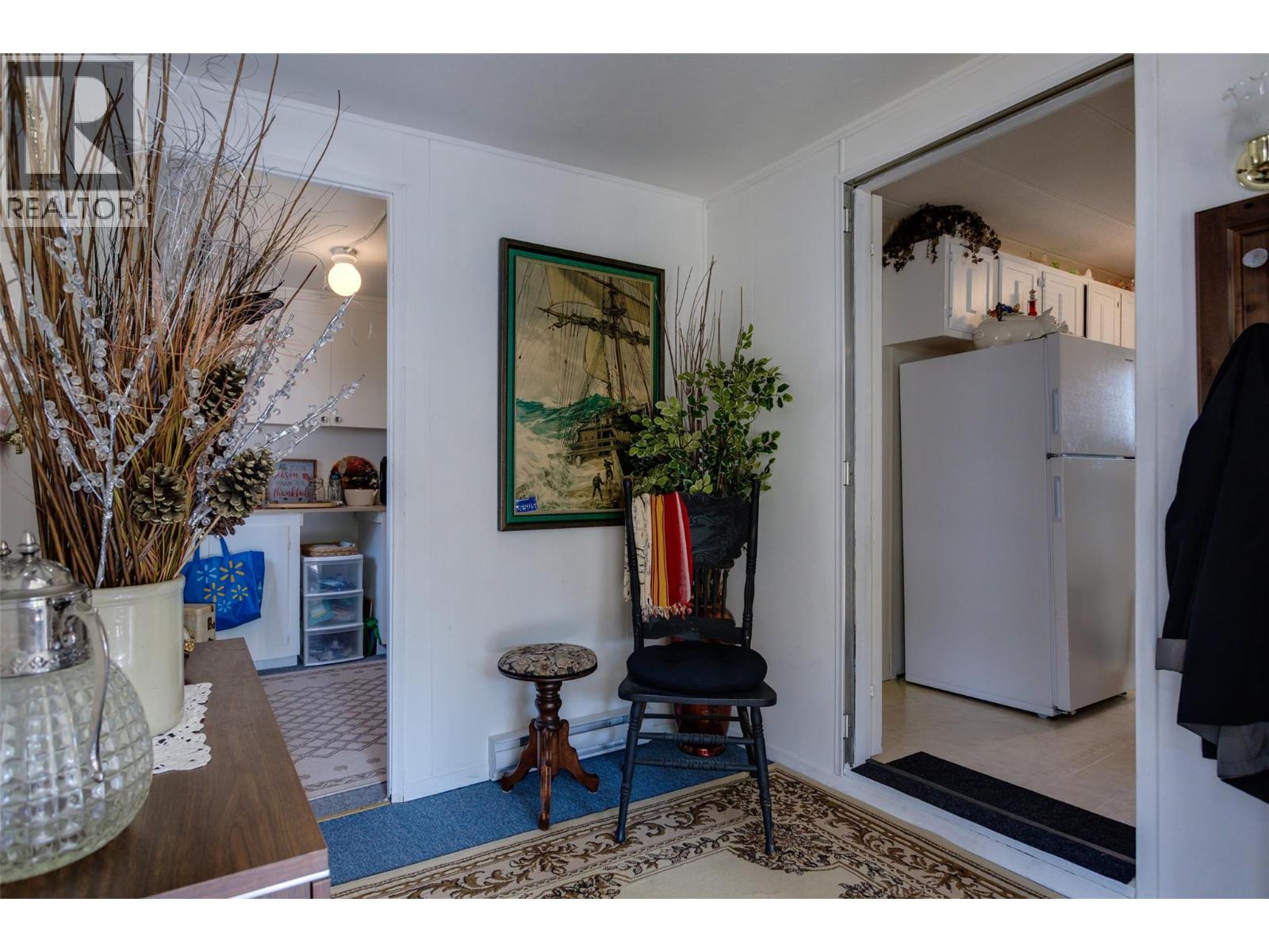 13 6711 97 Highway, Peachland