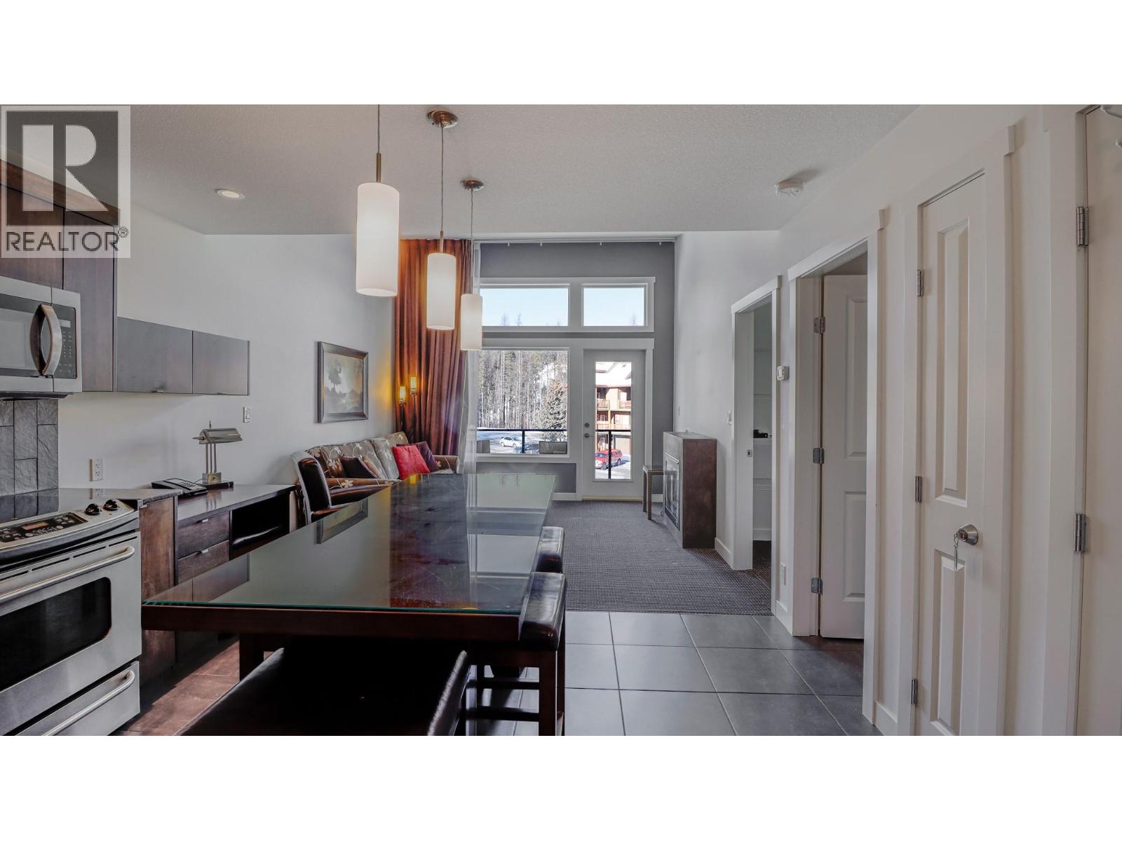 400 STEMWINDER Drive Unit# 419, Kimberley