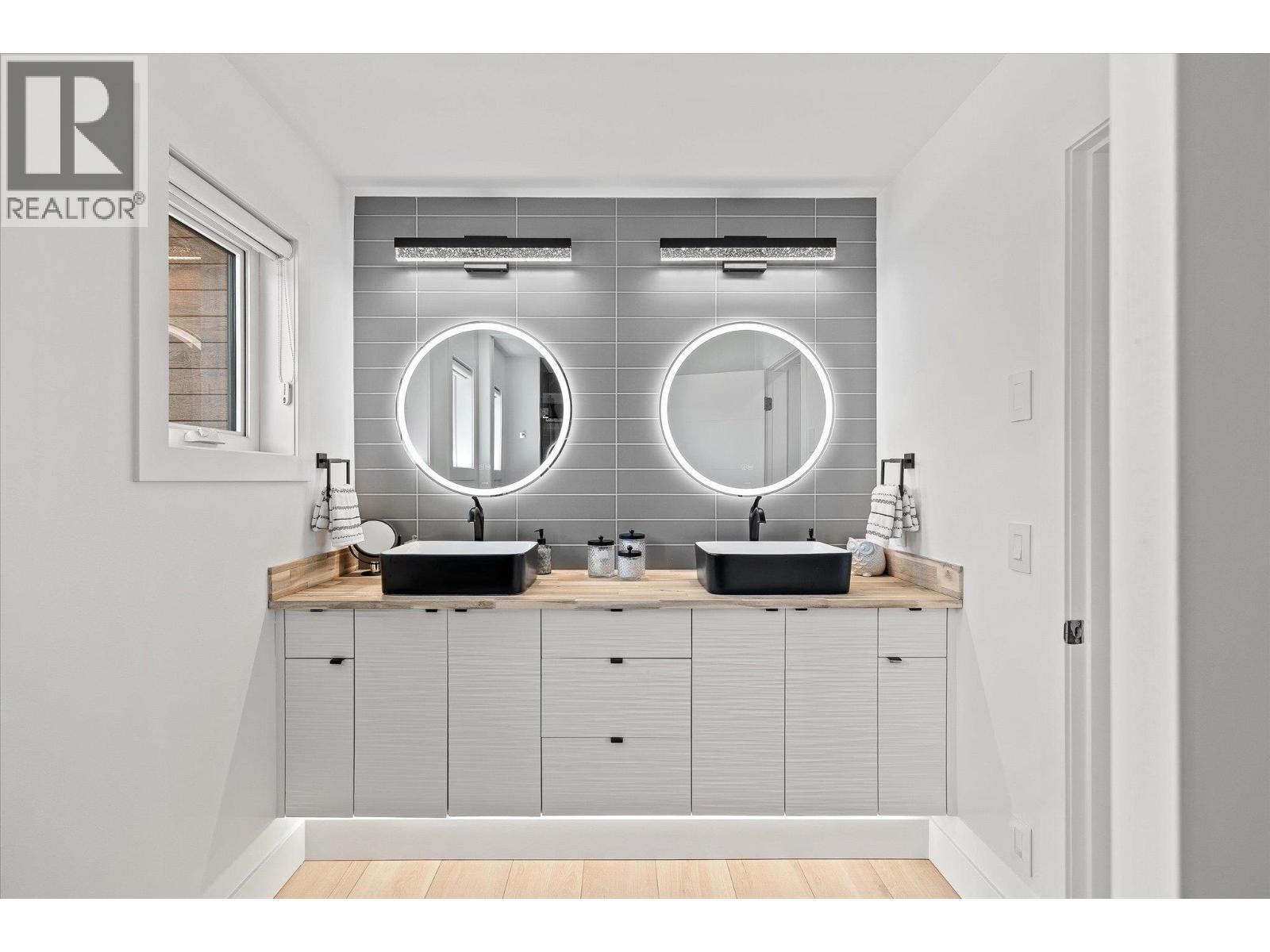  750 Kuipers Crescent, Kelowna