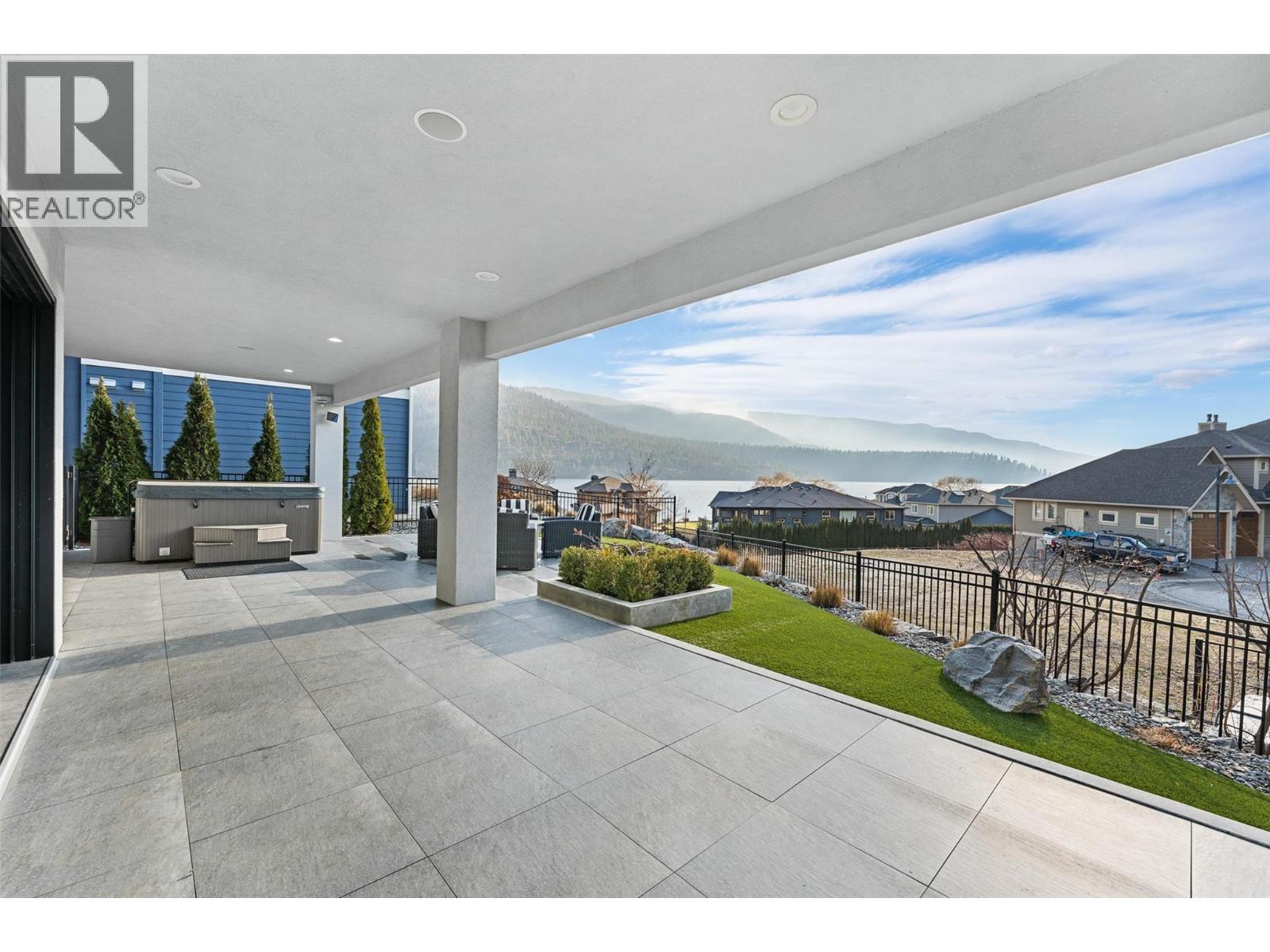 18451 Crystal Waters Road Unit# 20, Oyama