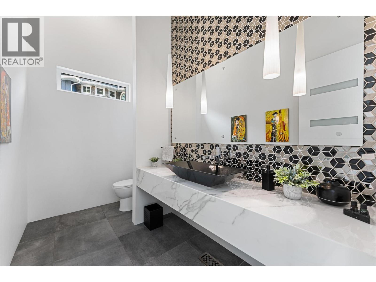 18451 Crystal Waters Road Unit# 20, Oyama