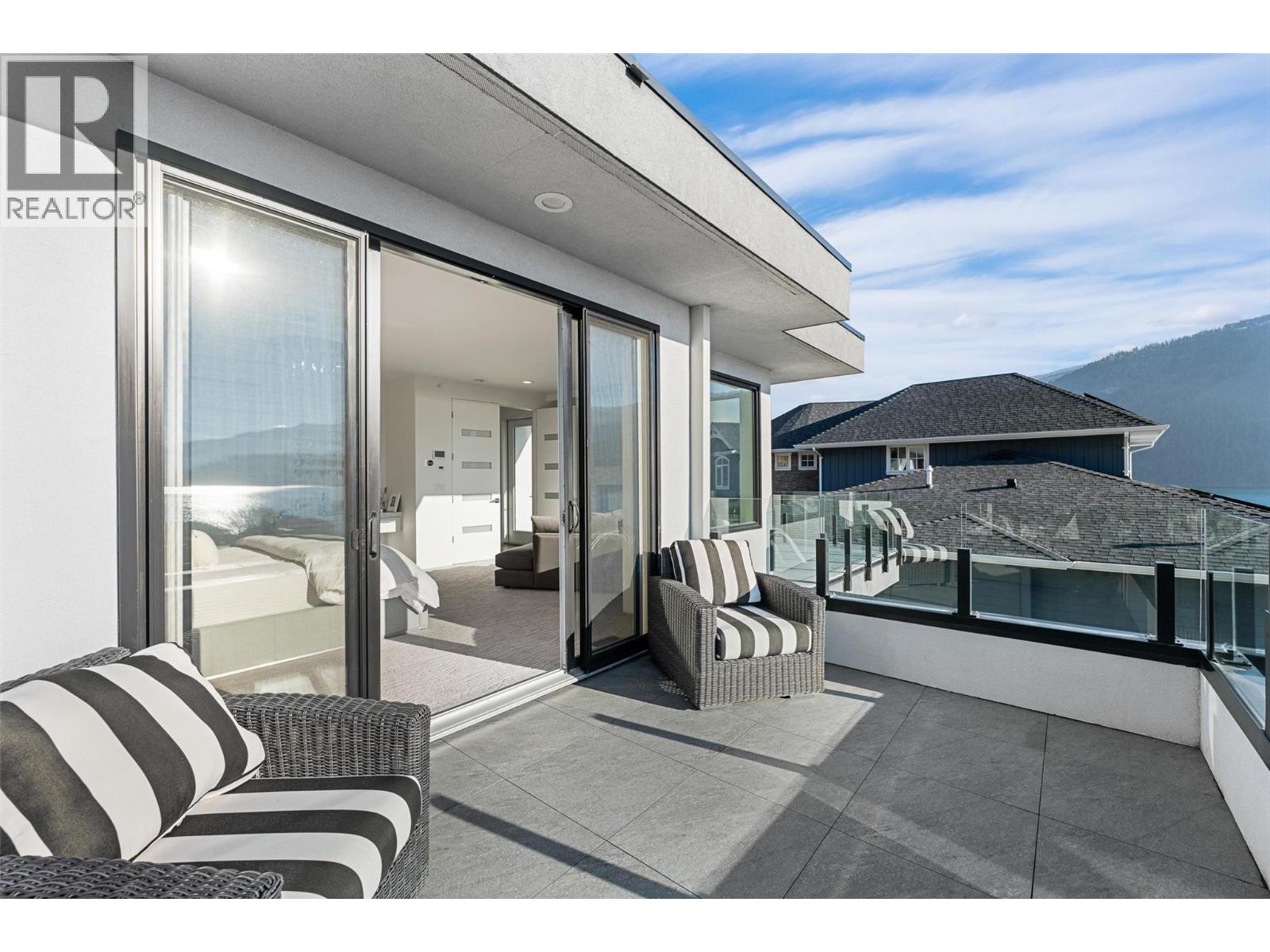 18451 Crystal Waters Road Unit# 20, Oyama