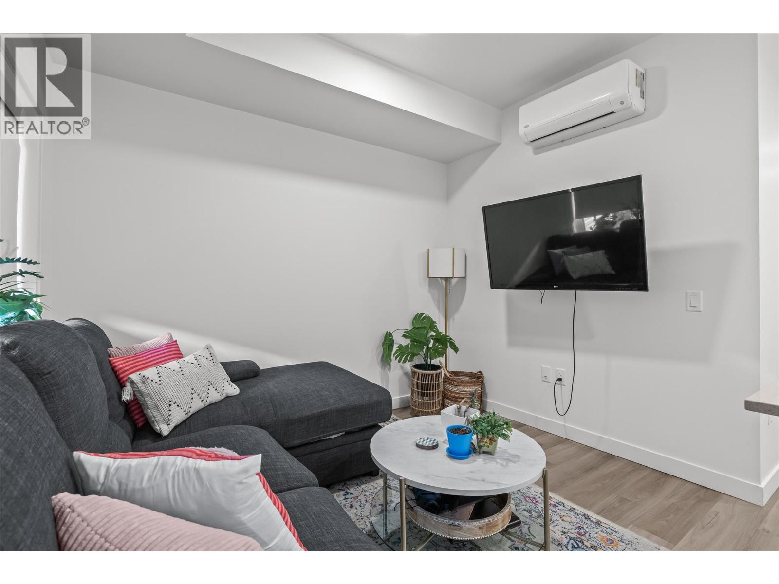 204 1057 Frost Road, Kelowna