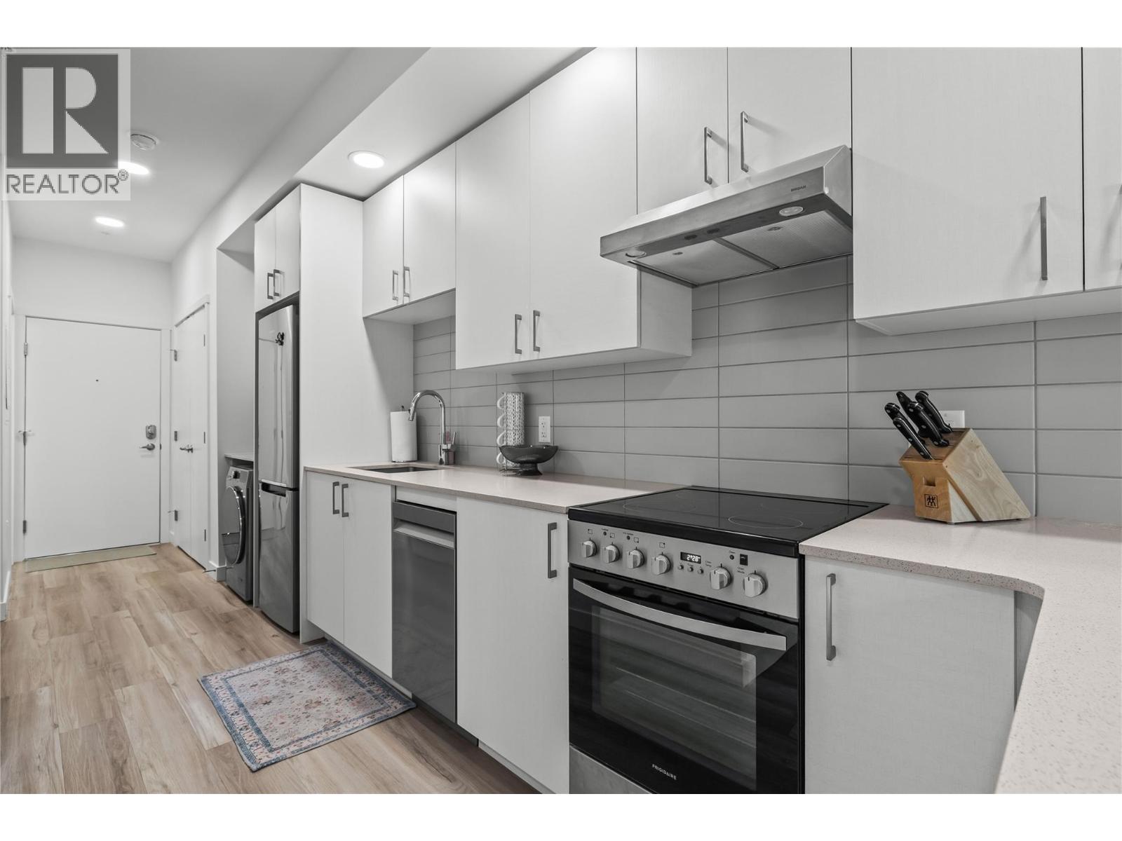 204 1057 Frost Road, Kelowna