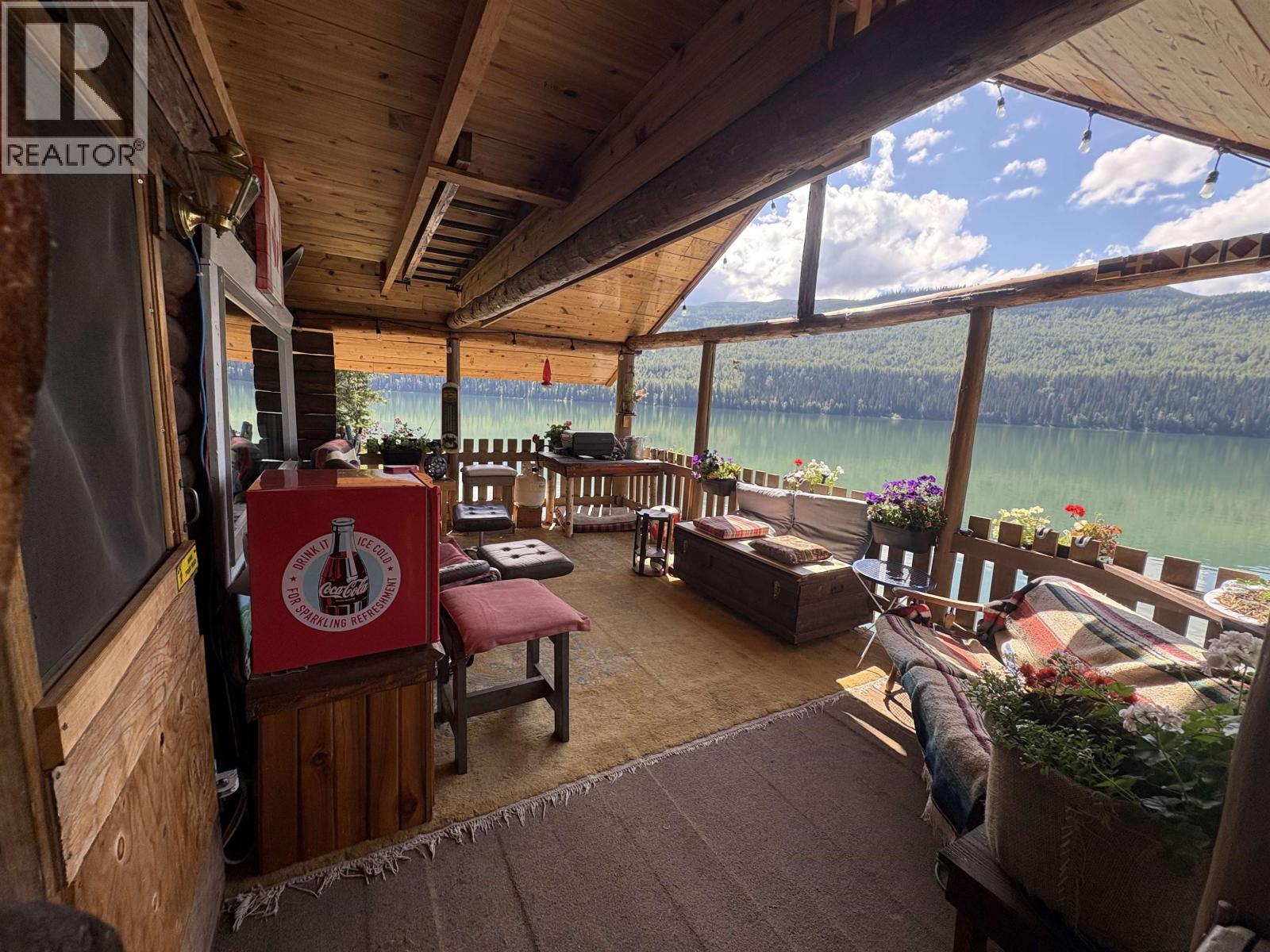 5276 CARIBOO LAKE ROAD - 39