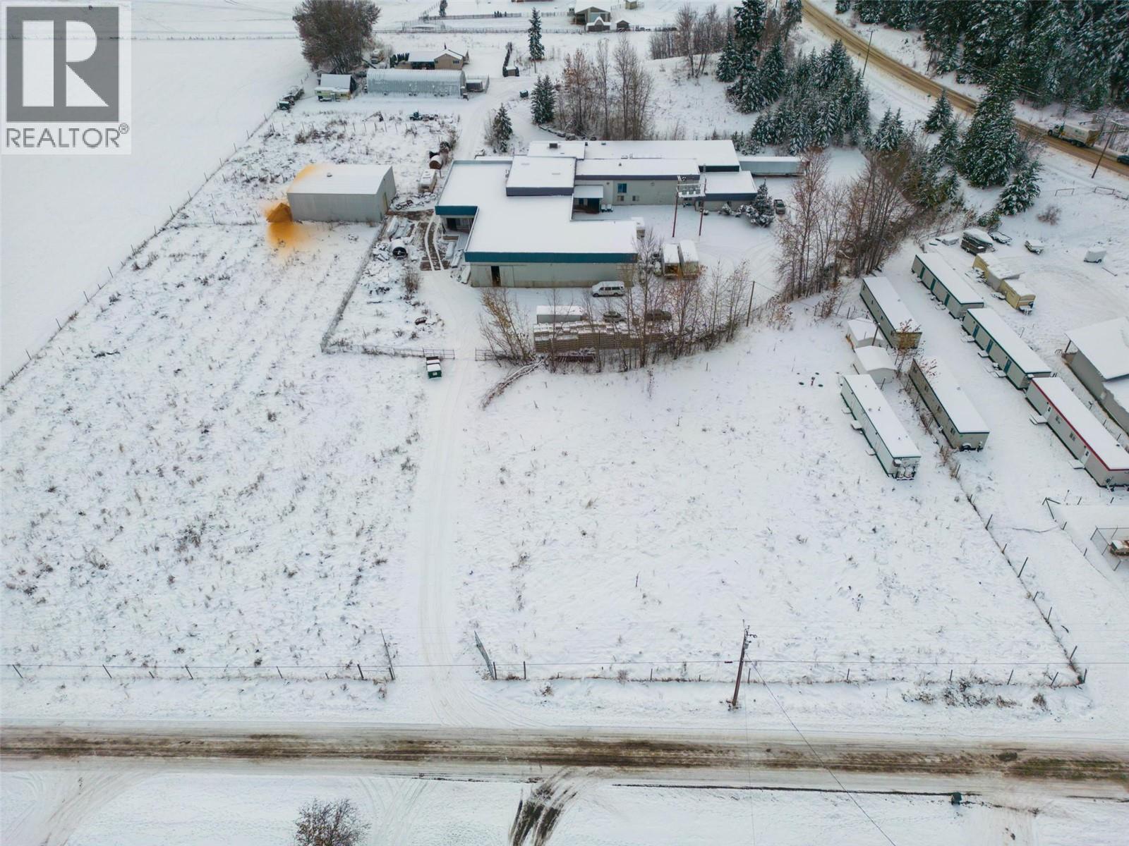  991 Salmon River Road, Salmon Arm