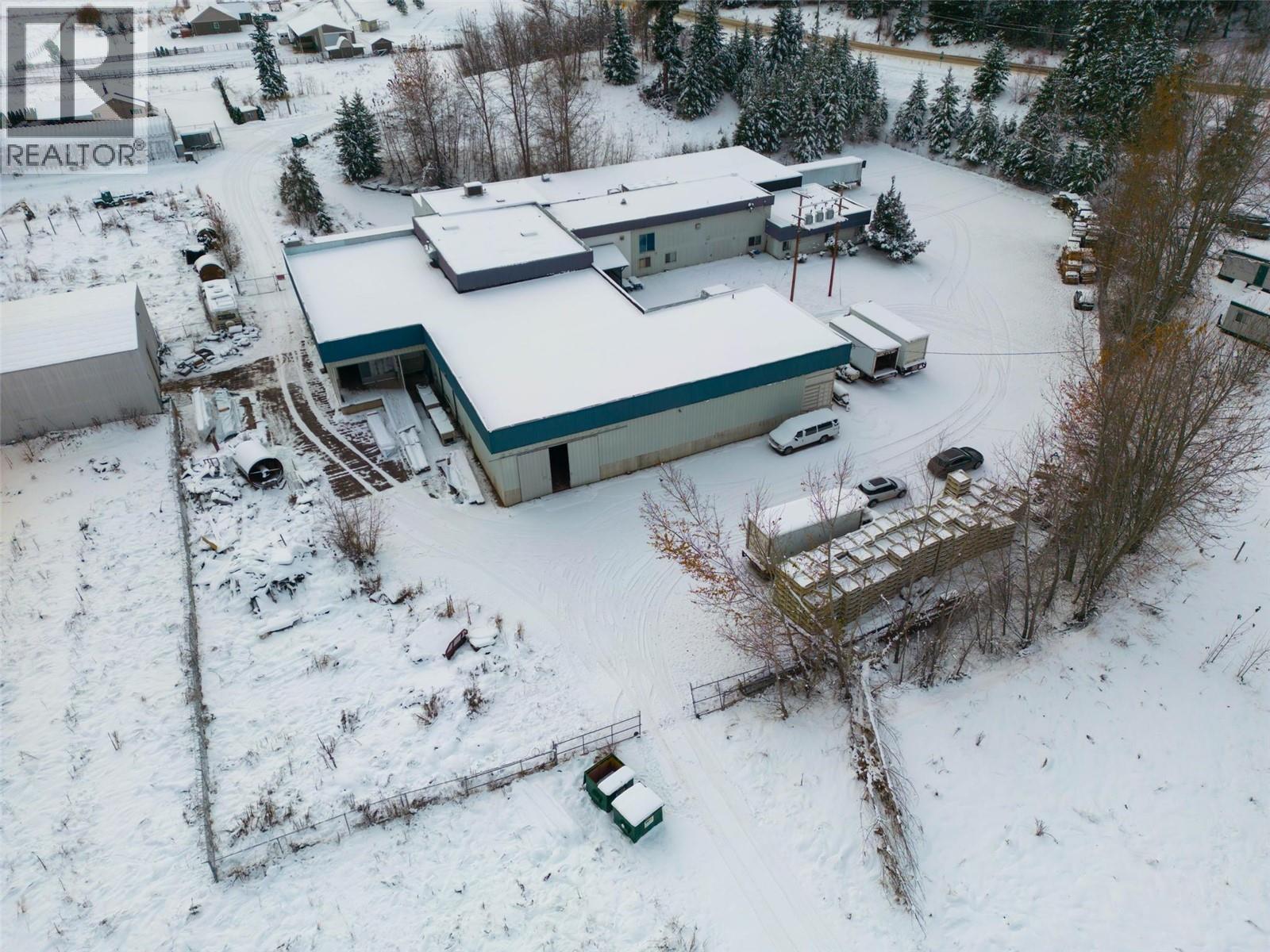  991 Salmon River Road, Salmon Arm