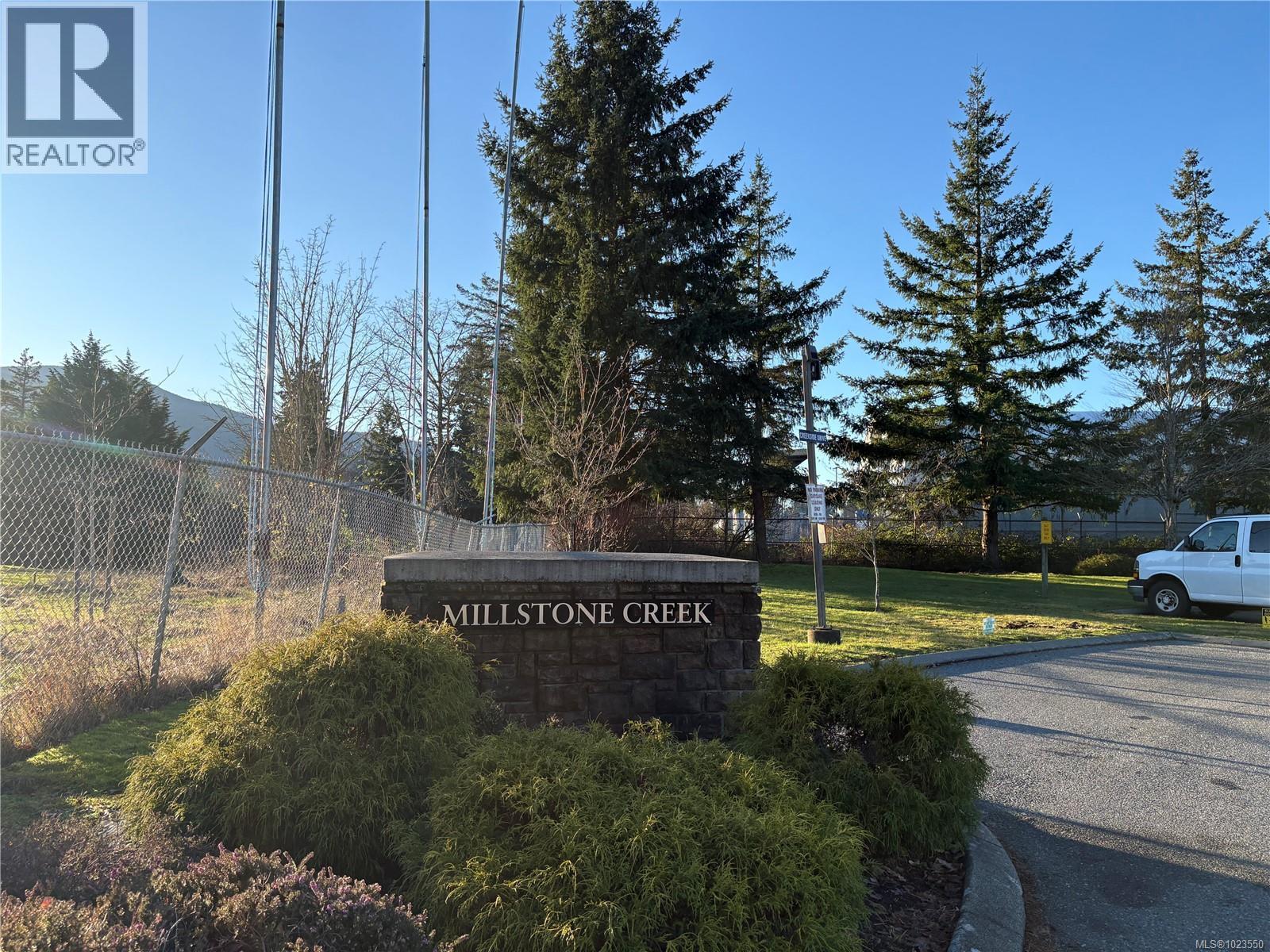 1646 Creekside Dr, Nanaimo