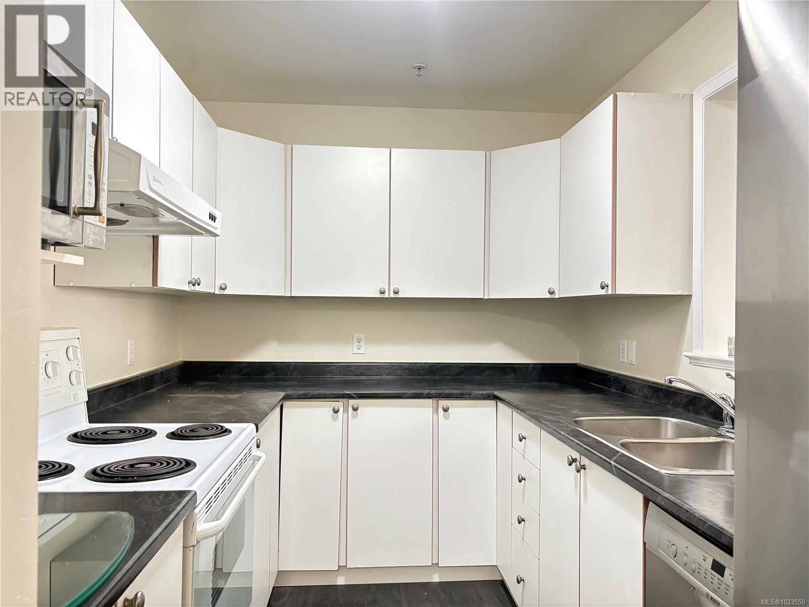 1646 Creekside Dr, Nanaimo