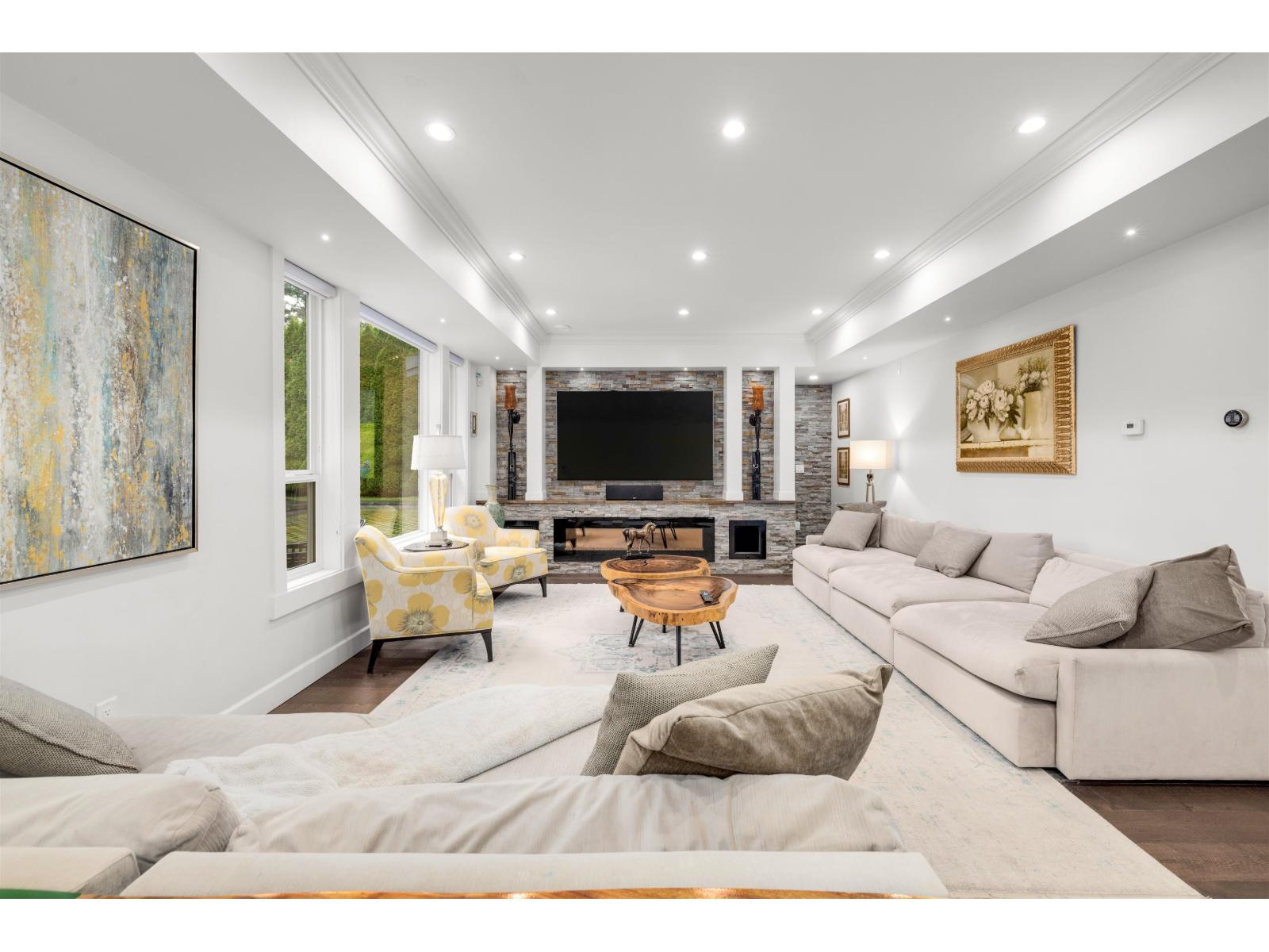 13330 20 AVENUE, Surrey