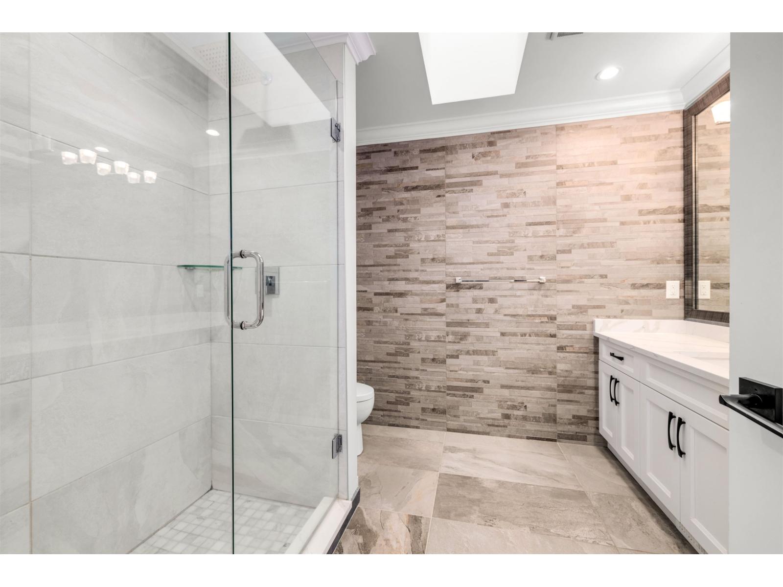 13330 20 AVENUE, Surrey